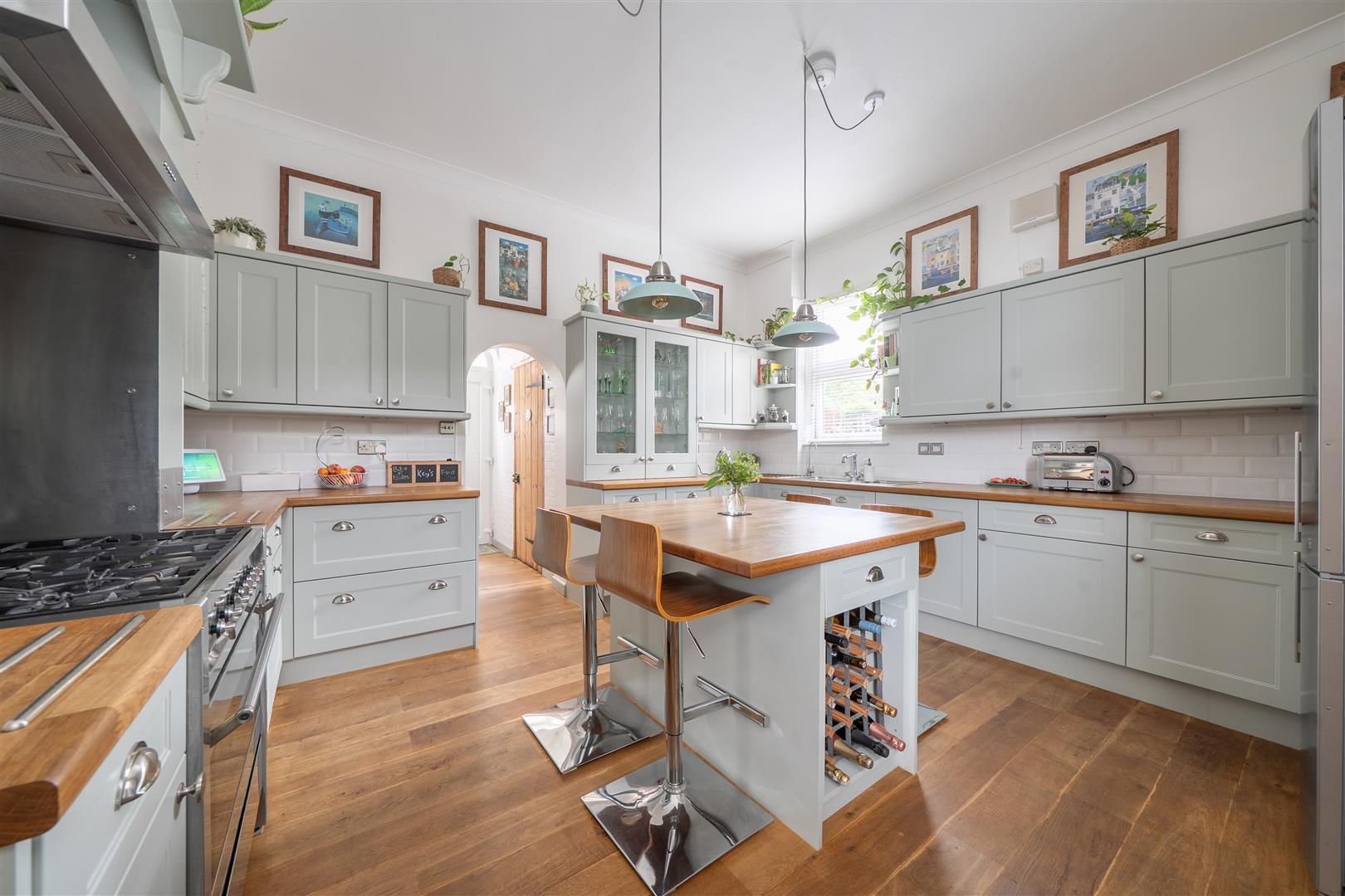 Property Image 95c871de-51a9-4723-b37c-302905d08d93
