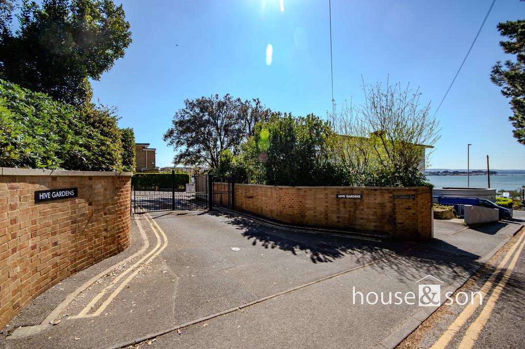 Property Image 95d1c6f6-7908-43eb-9f2a-79b77f3f40e4
