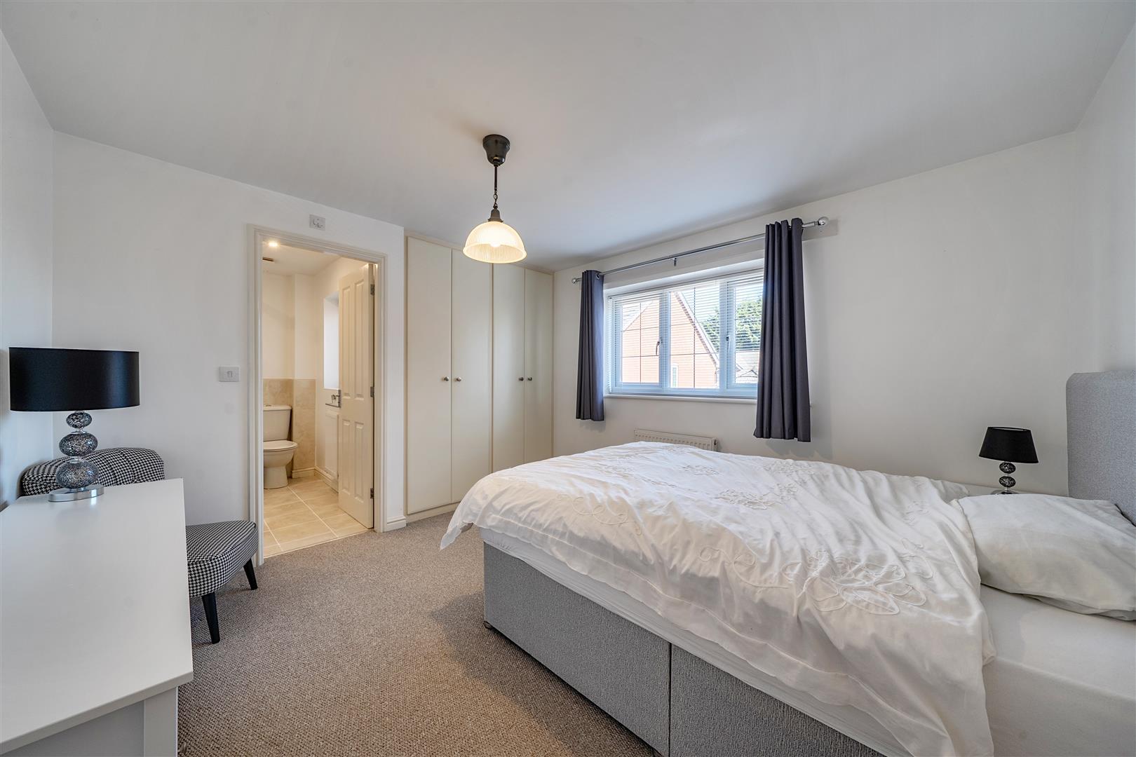 Property Image 95d2b809-5b11-4532-8b2e-35e6a58c0fa1