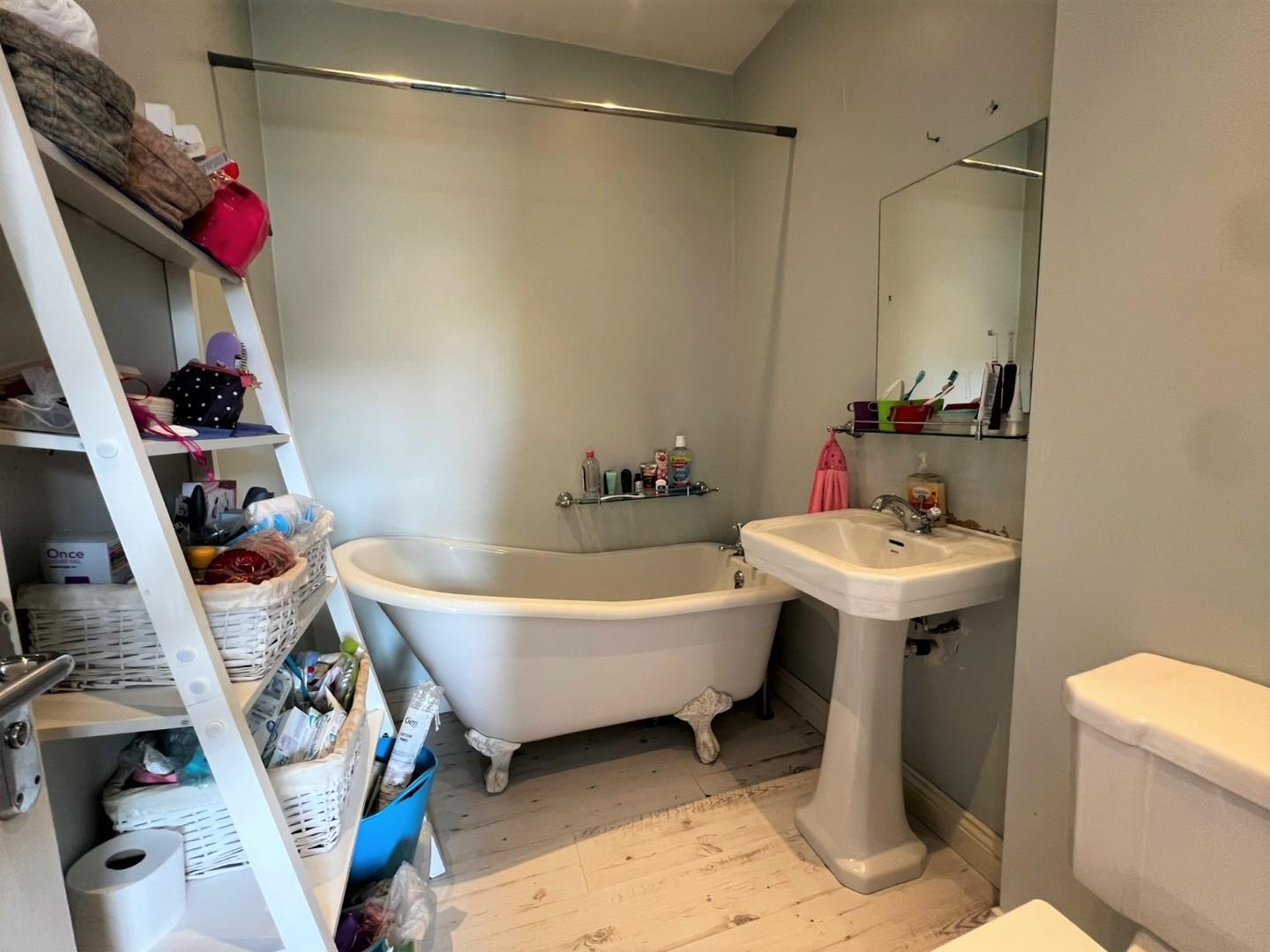 Property Image 95d320ff-ccbf-40d2-948e-2245f0d02832