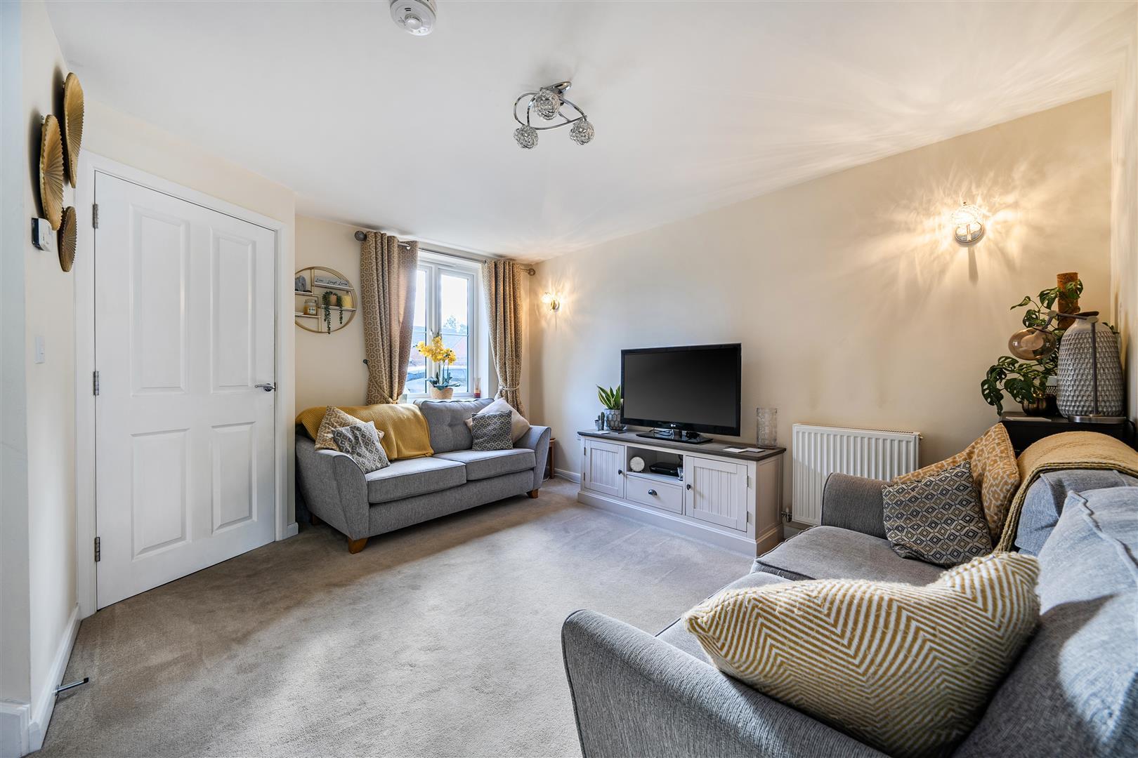 Property Image 95d5d7a3-ae6f-4203-8415-f173d51bdbba