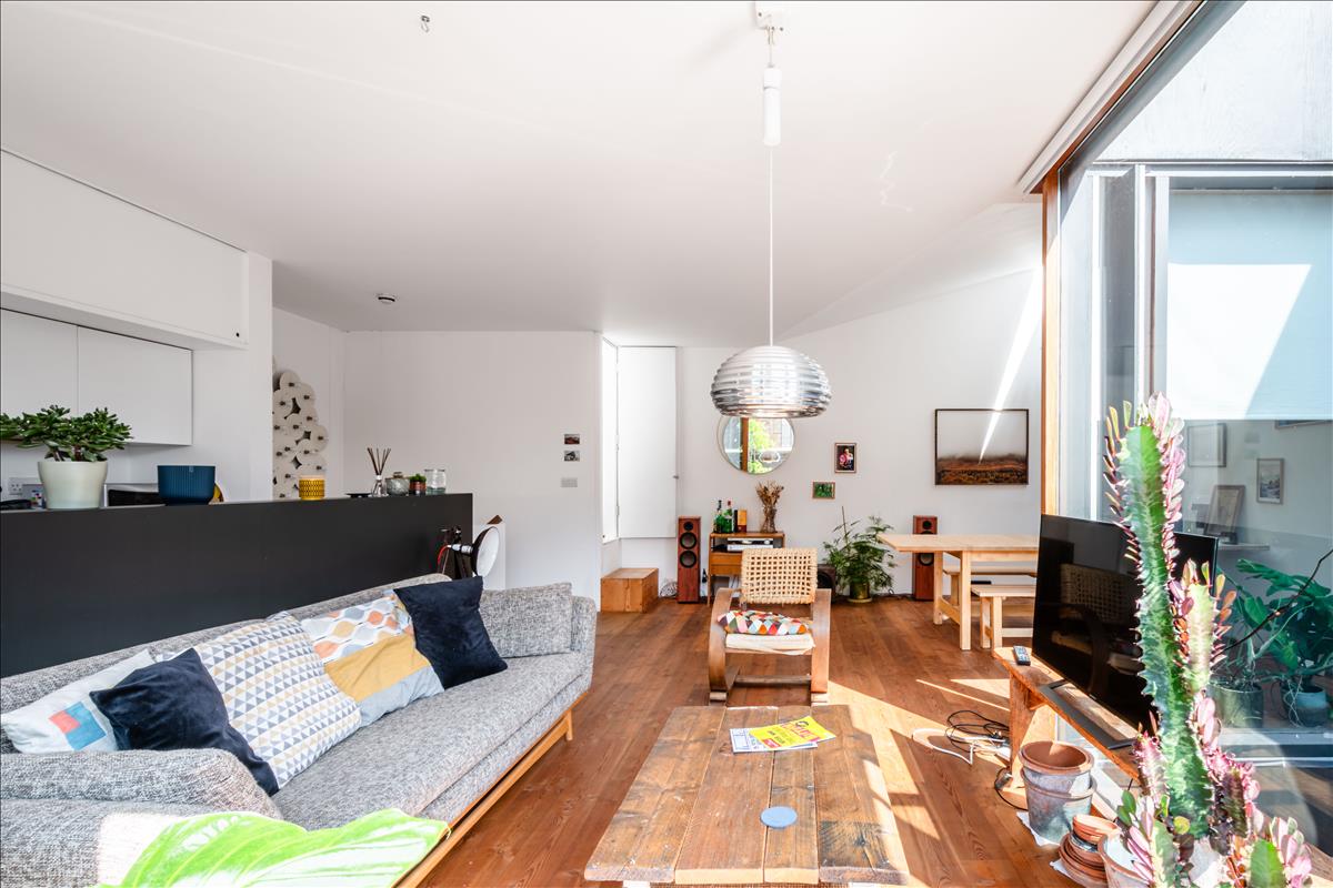 Property Image 95dae21a-f506-4125-94e0-be8014d235d9