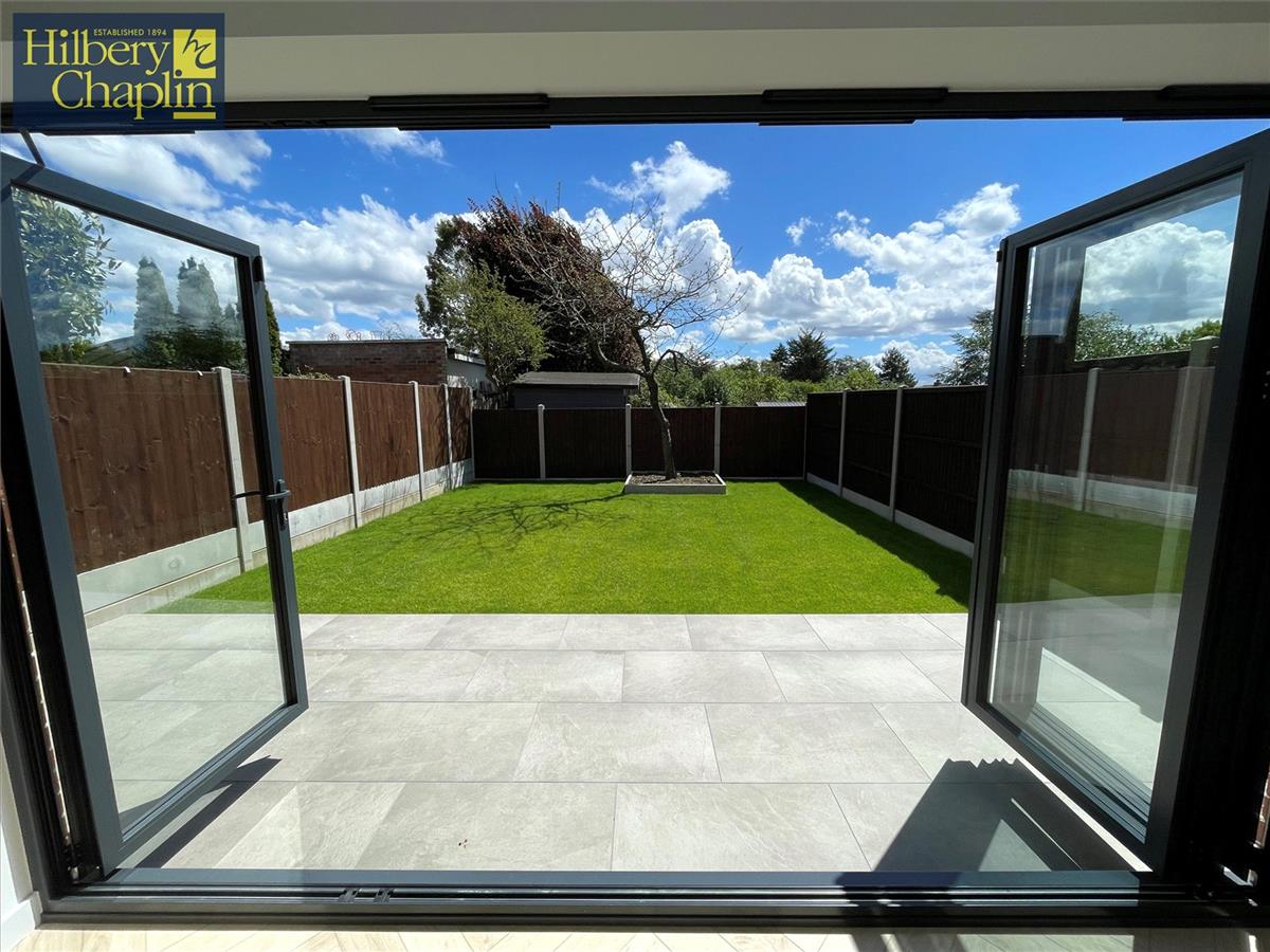 Property Image 95df2d43-80f9-4173-8b91-13fc75ba4594
