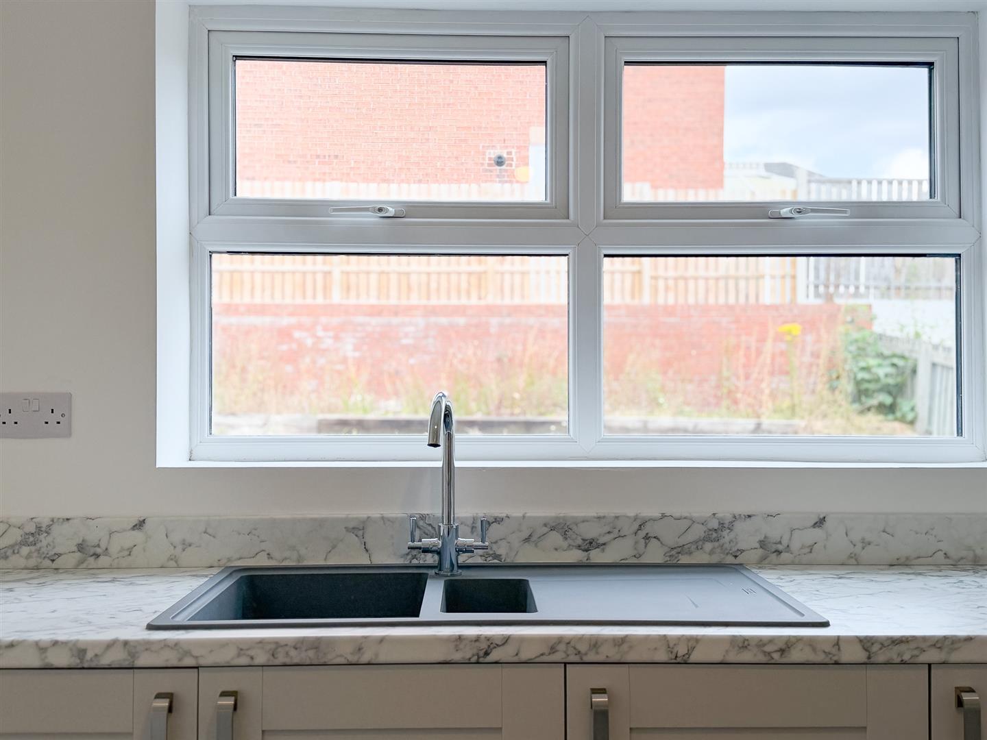 Property Image 95e1858e-0d0e-4251-aca2-31162c8ba601