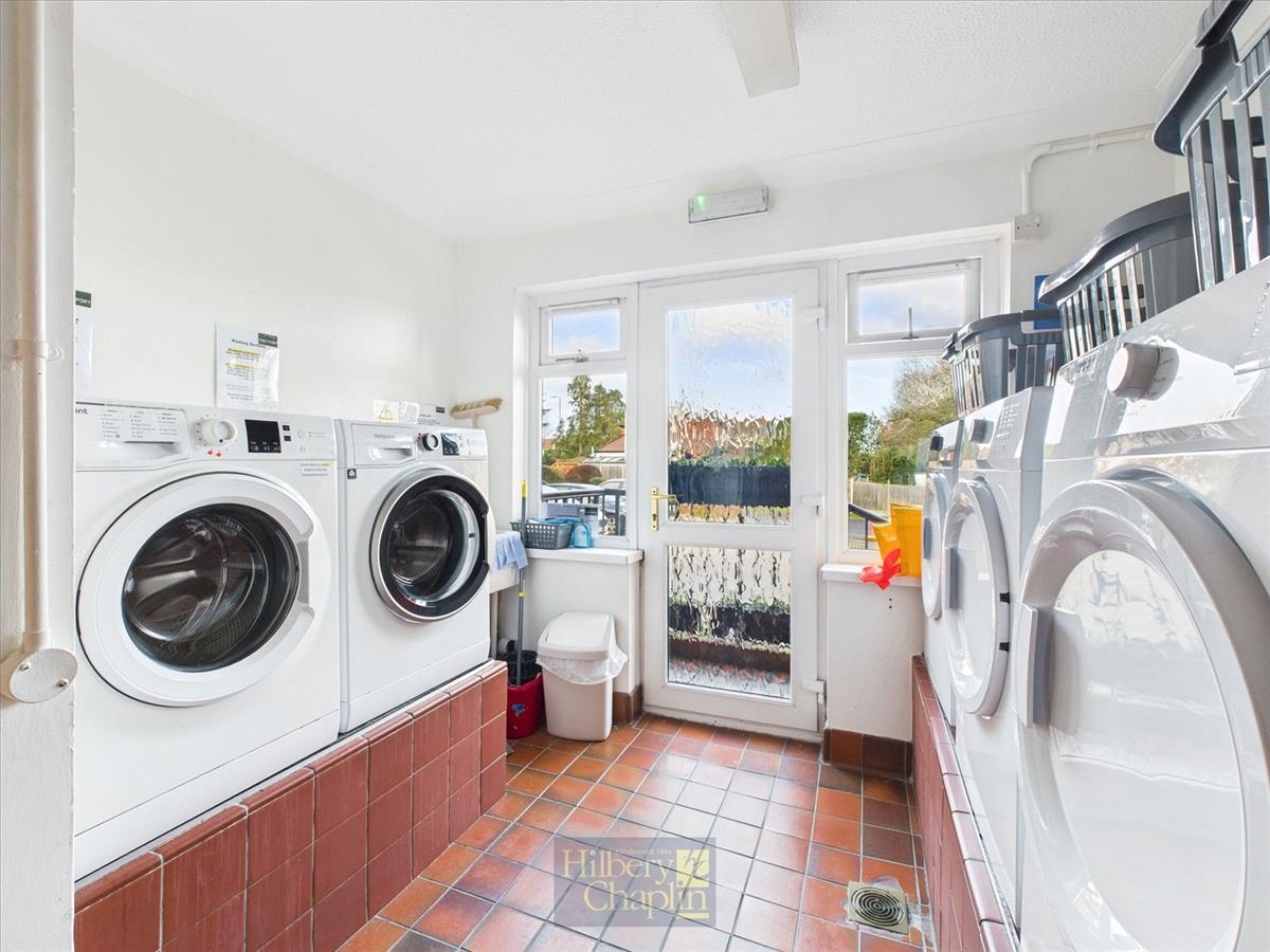 Property Image 95ea7216-e9f6-41e7-8f33-4a04c797f11f