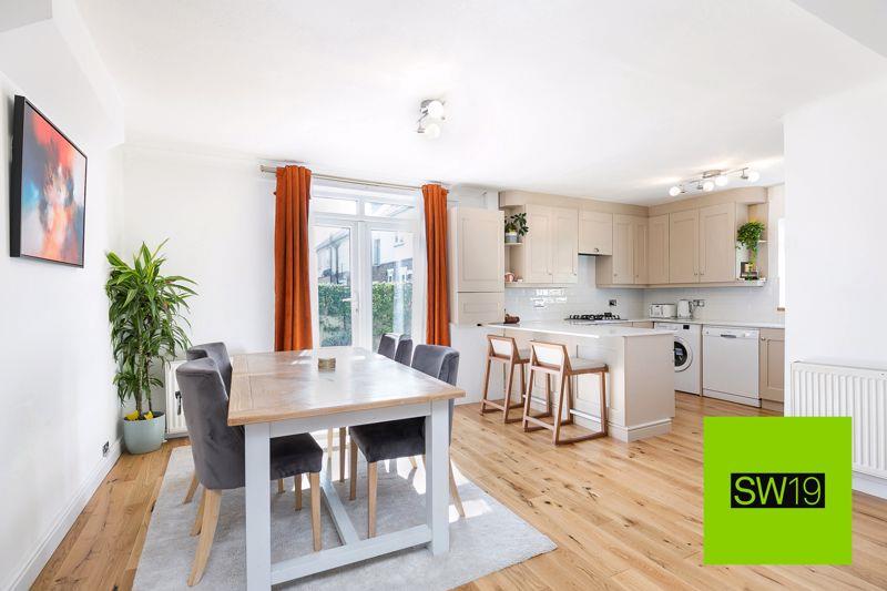 Property Image 95ea9804-2d0c-4ba2-a0d0-9a932ae9bec3