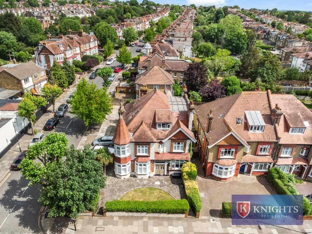 Property Image 95ed07d2-aa57-473e-8dde-00ef9aa090a1