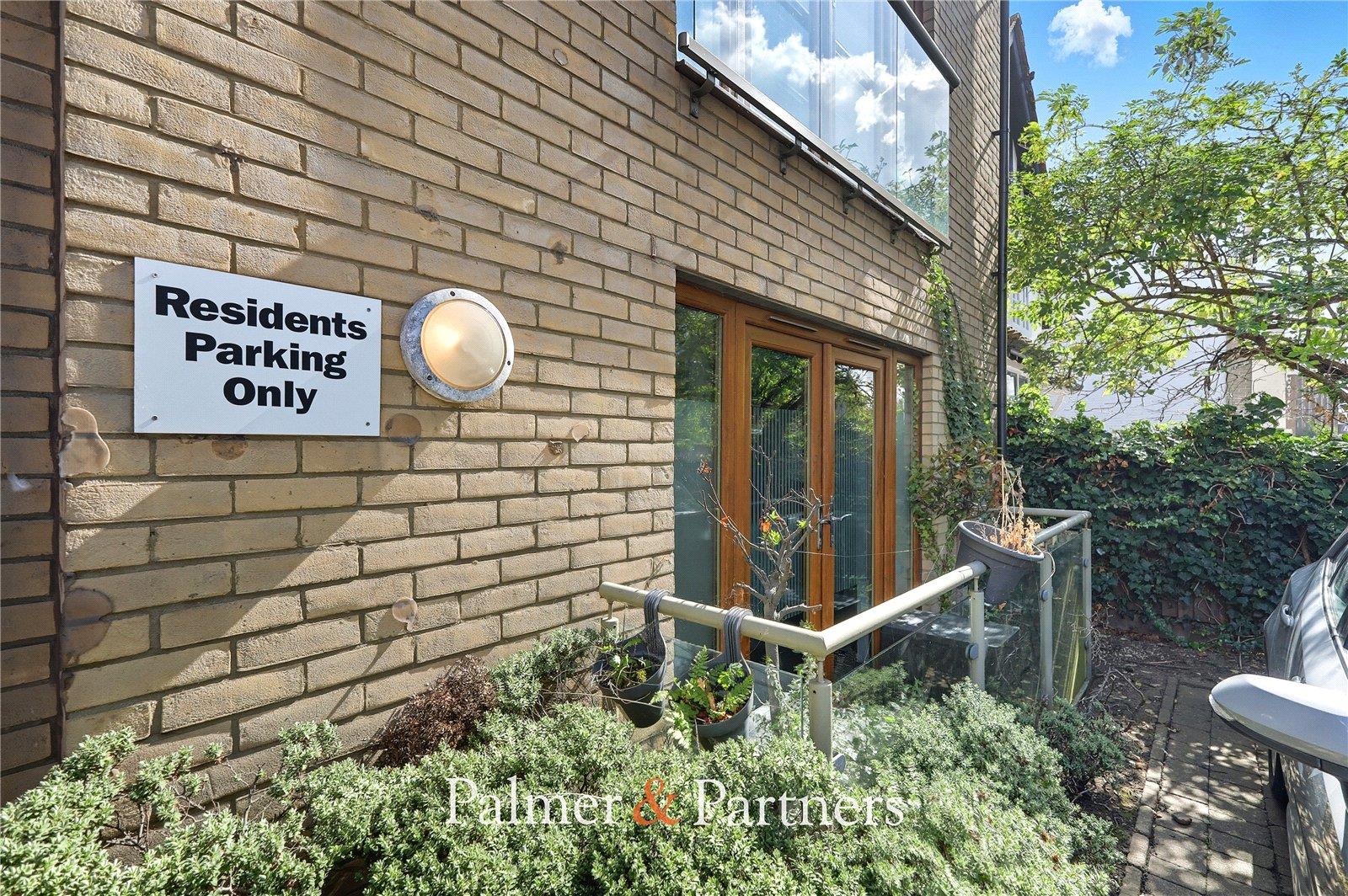 Property Image 95f412c8-6913-49c8-bdc4-ec84f9f321d7