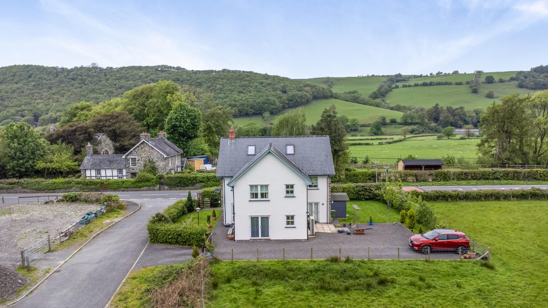Property Image 95fc331b-9995-4848-b7d8-9af2097ead5f