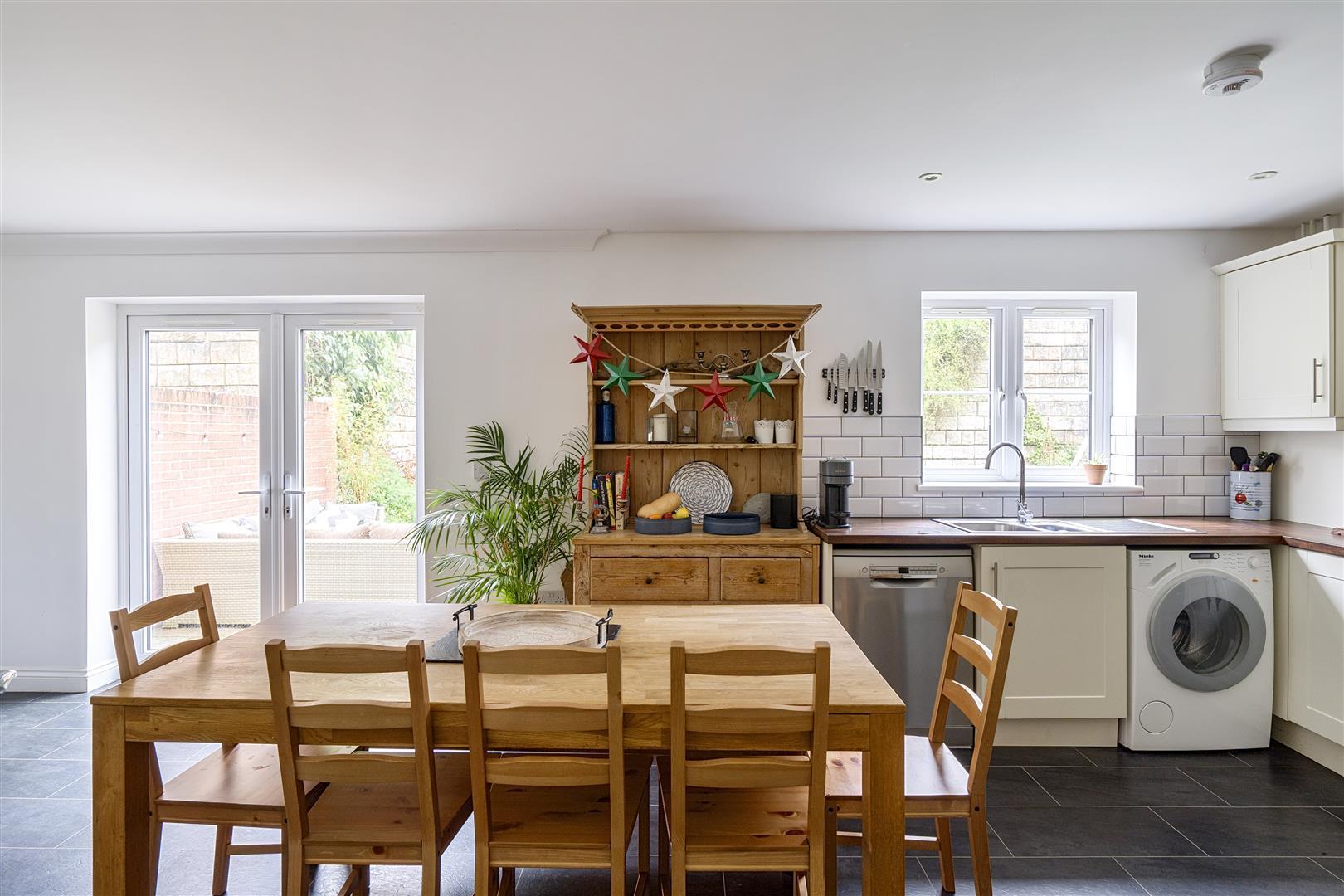 Property Image 96226196-3402-4fbe-ba4b-d7328cd4da42