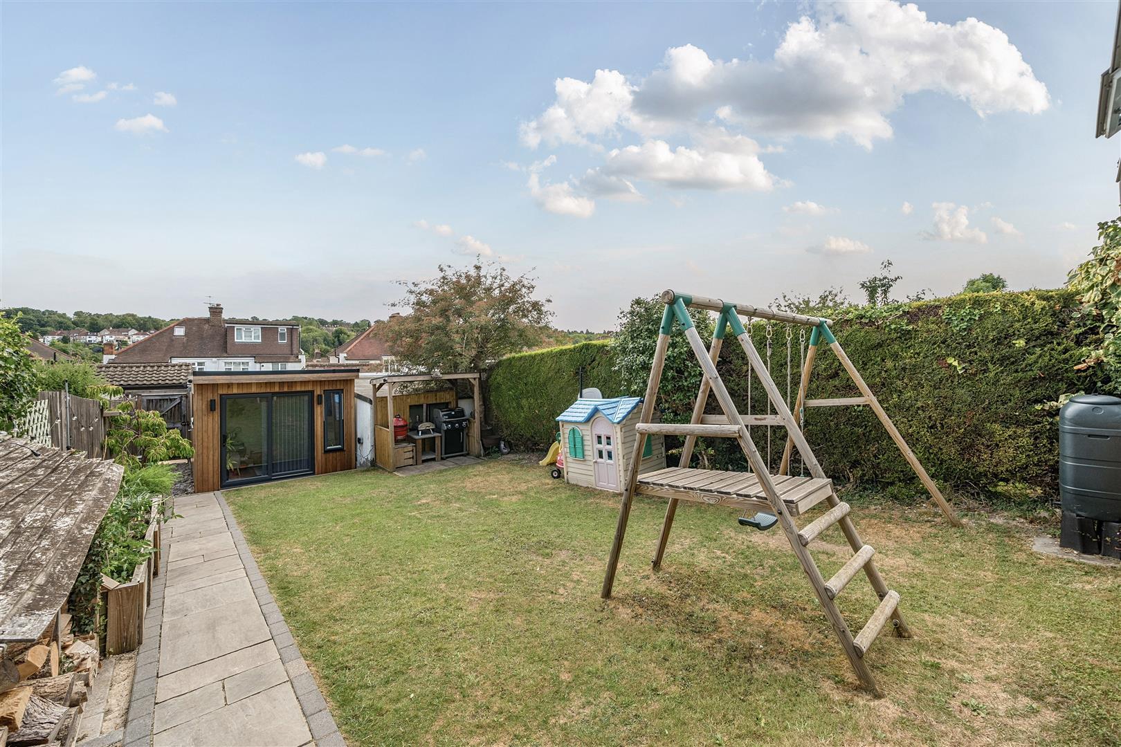 Property Image 962ab8bf-c027-48b0-985e-1b28183defa8