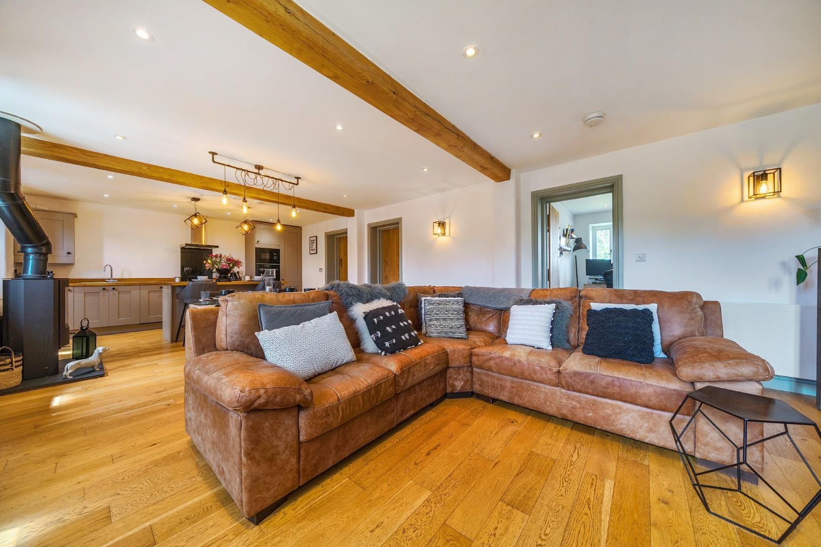 Property Image 962af00c-5e55-47dd-86c1-e39dbbacd5ee