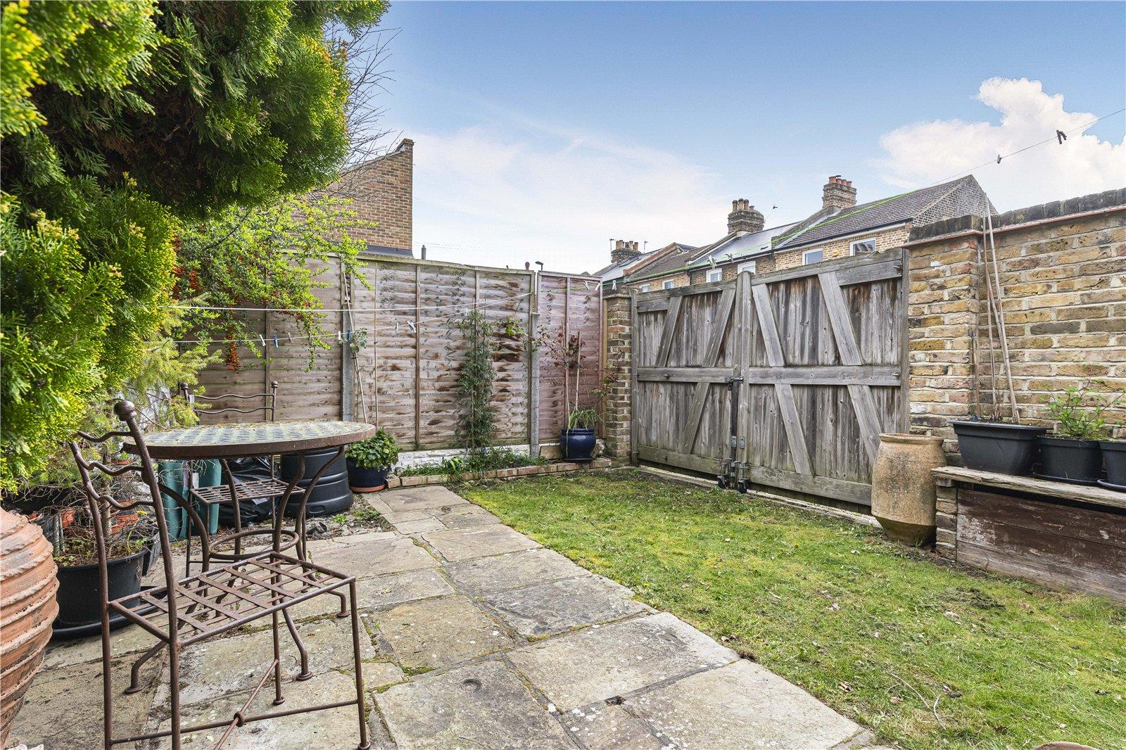 Property Image 962df27c-92cc-4963-bb42-4c313f5eb366