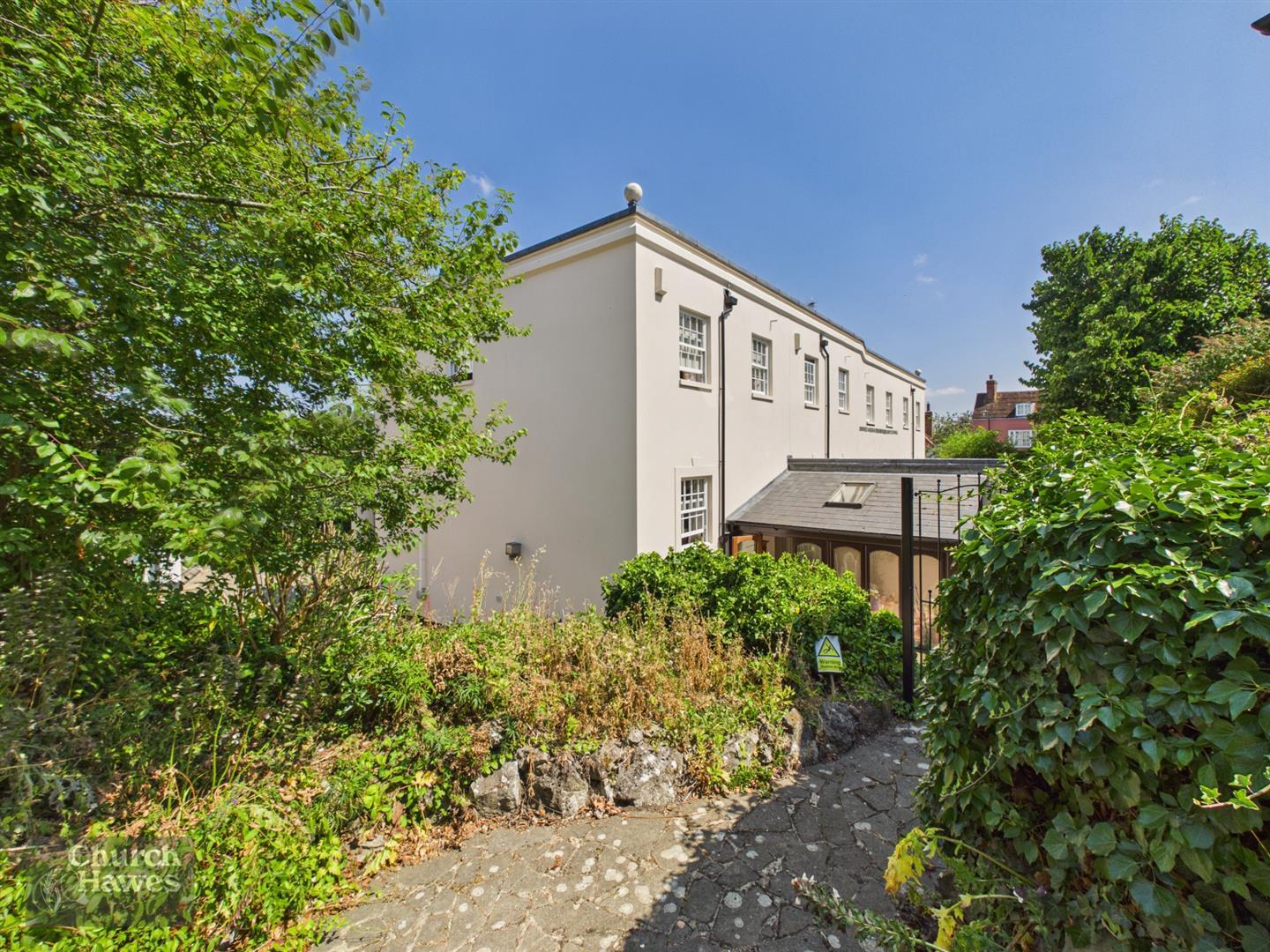 Property Image 96477057-35aa-48b9-9943-861c5cb9e152
