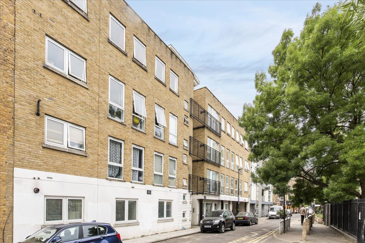 Property Image 964d3960-7c68-4934-bfa7-fae149b46545