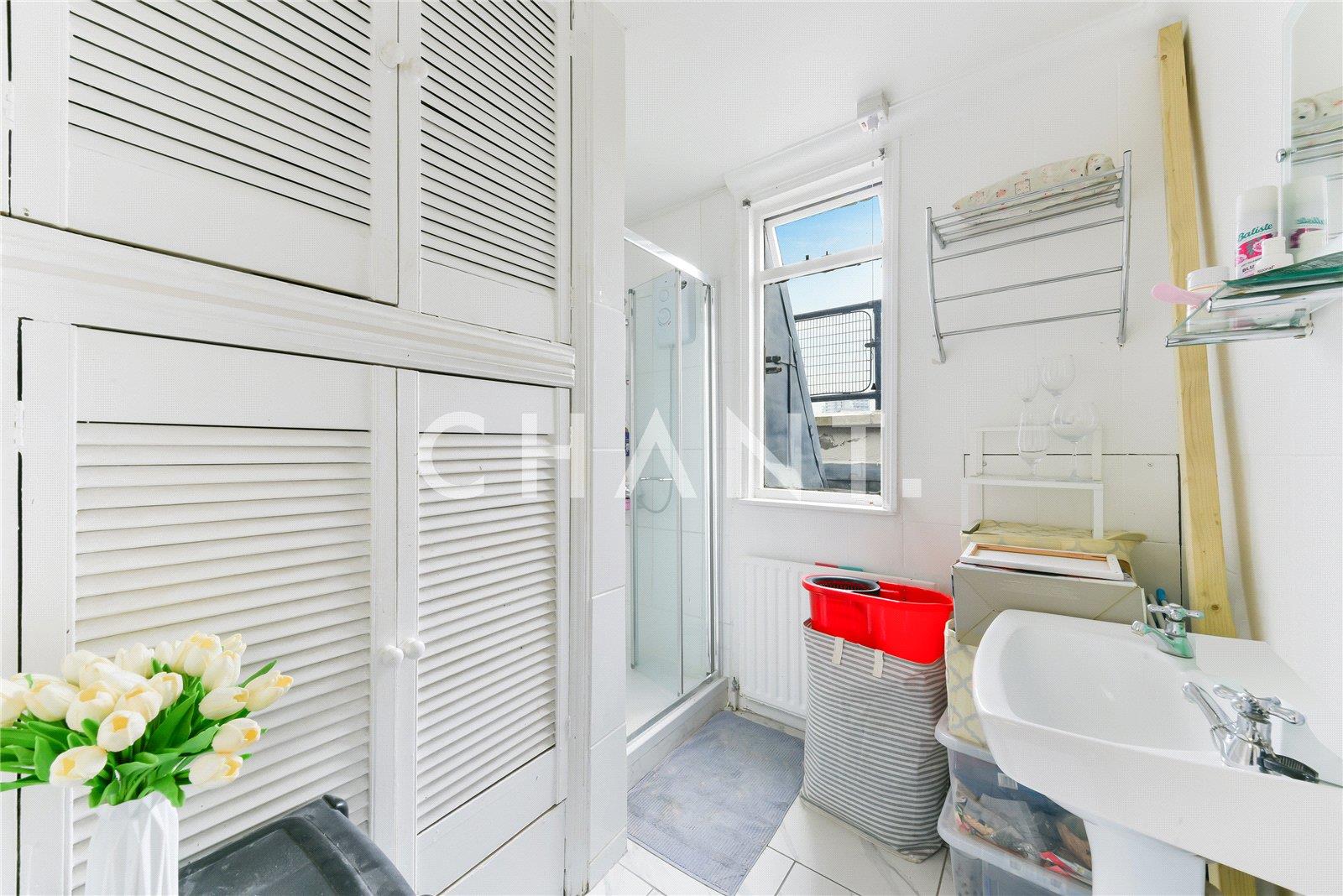 Property Image 965f01f0-f5fe-494e-90ea-153b919d6d3a