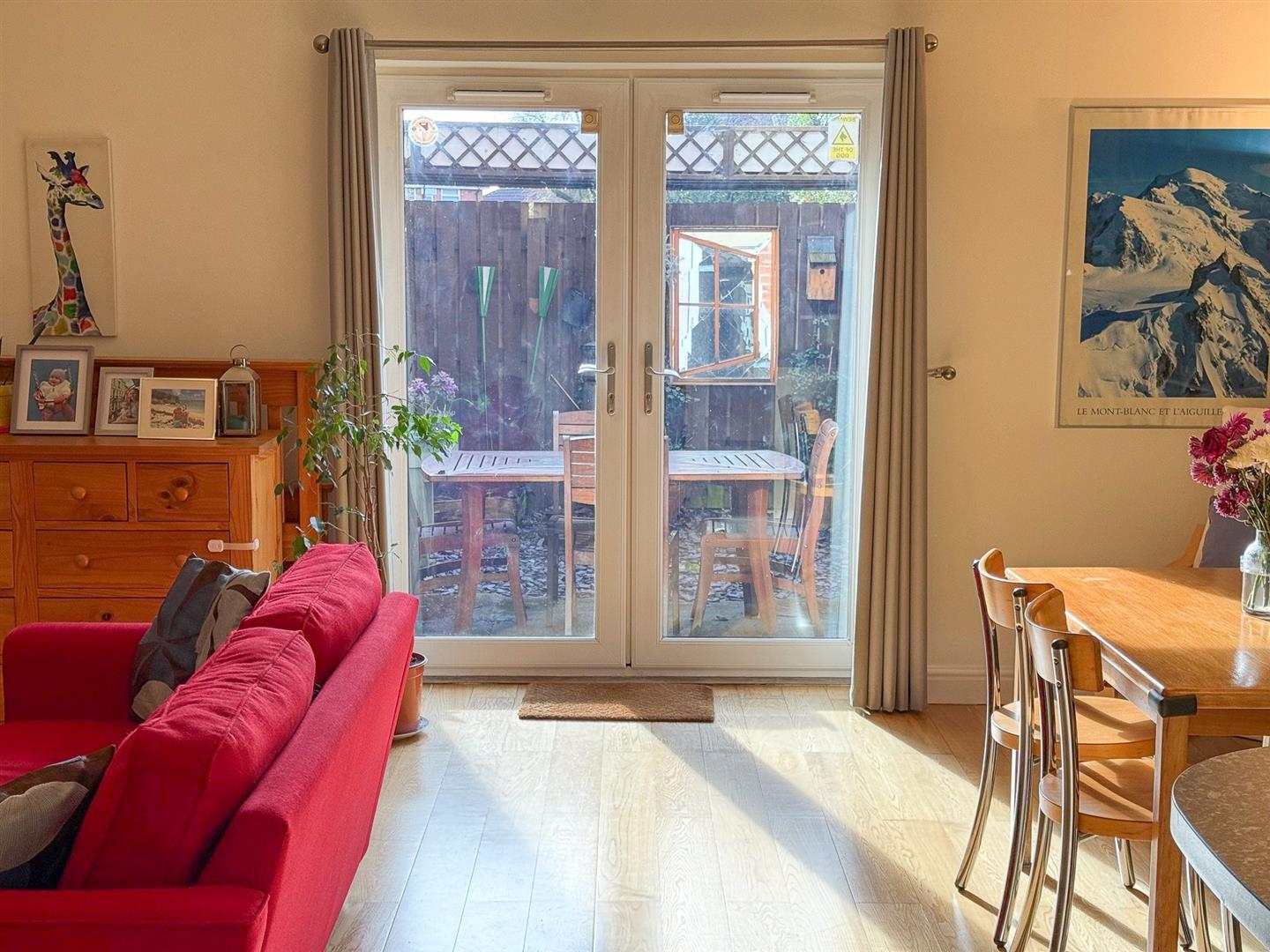Property Image 966d89ba-9fe9-4484-8161-ad2bfe9b1b21