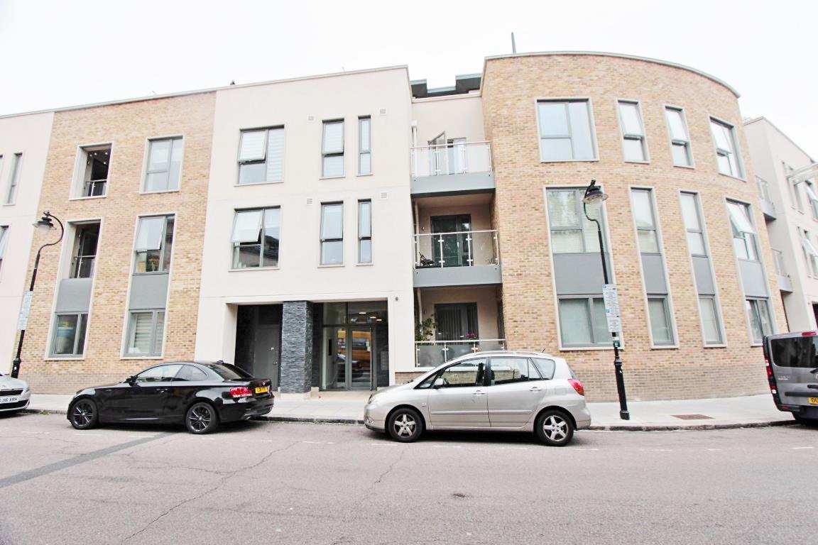 Property Image 966dc183-ba6b-484e-9782-66e2653f94af