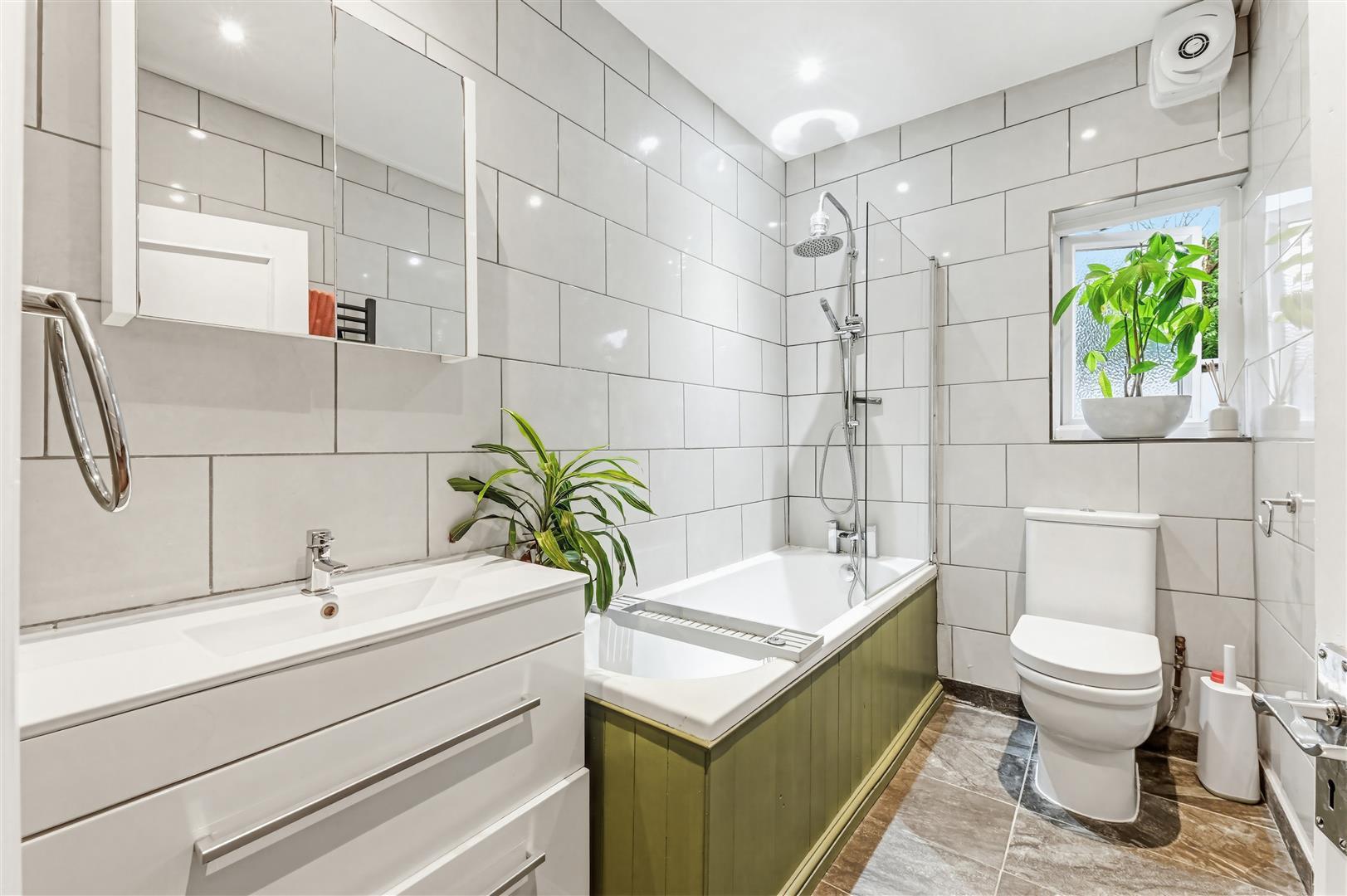 Property Image 967e147b-f701-446e-91fe-30419862b02a