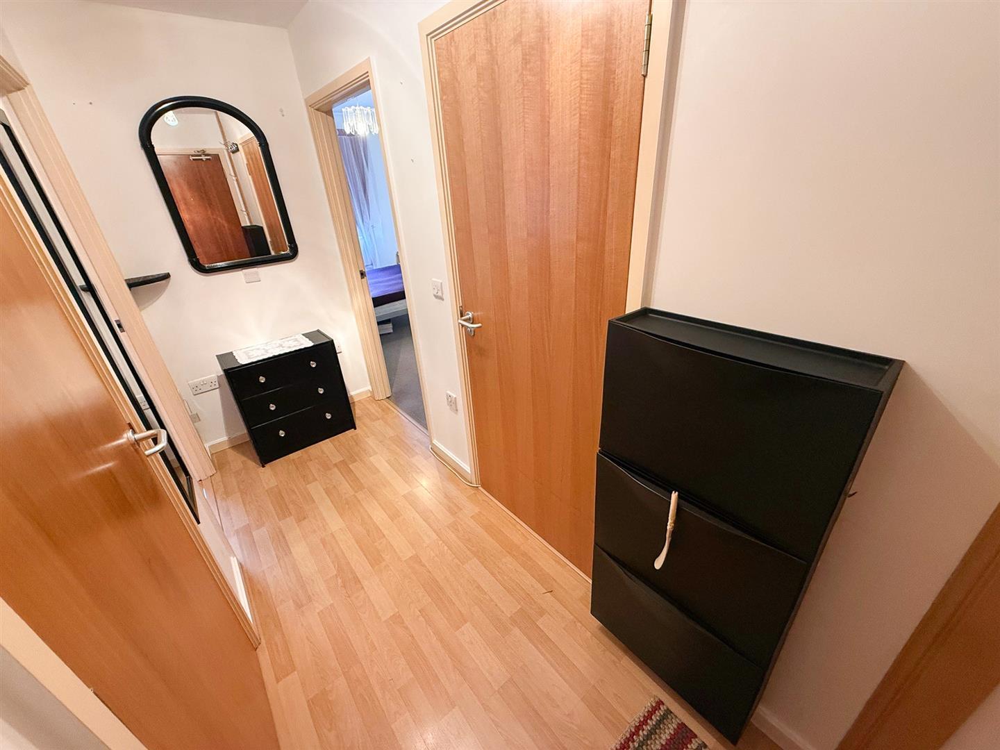 Property Image 9691dfbb-a723-467b-a358-dad126e56384