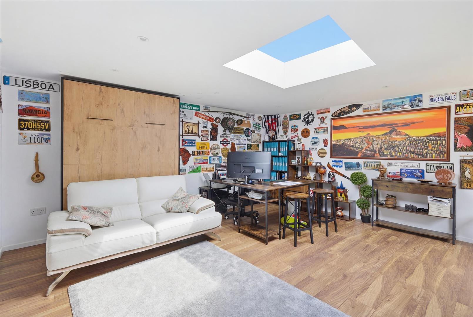 Property Image 969ae7e9-4c73-4724-8ebf-45b33ad1b6a3