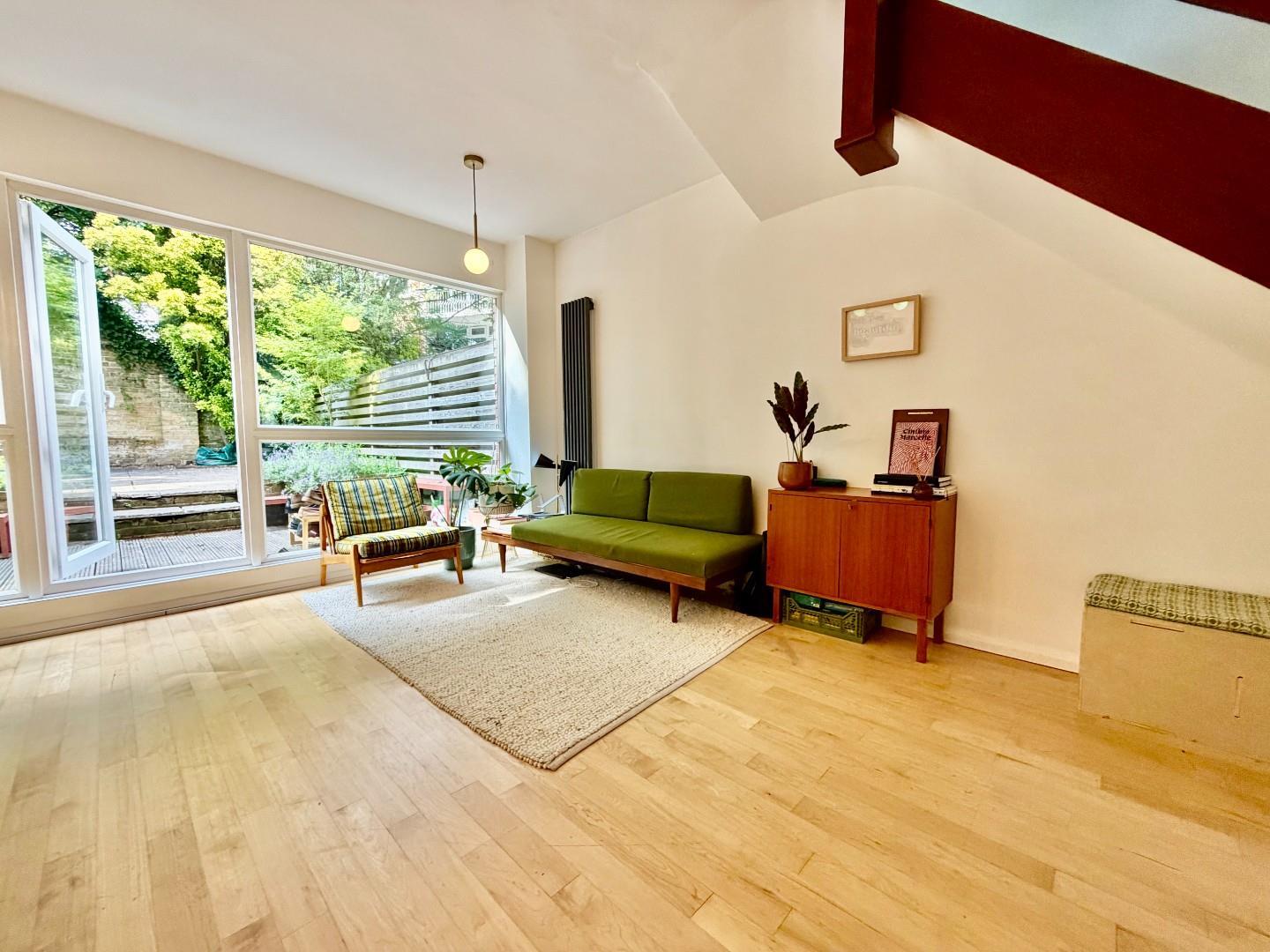 Property Image 969db5fb-228b-4ef7-8616-98f516c1ac81