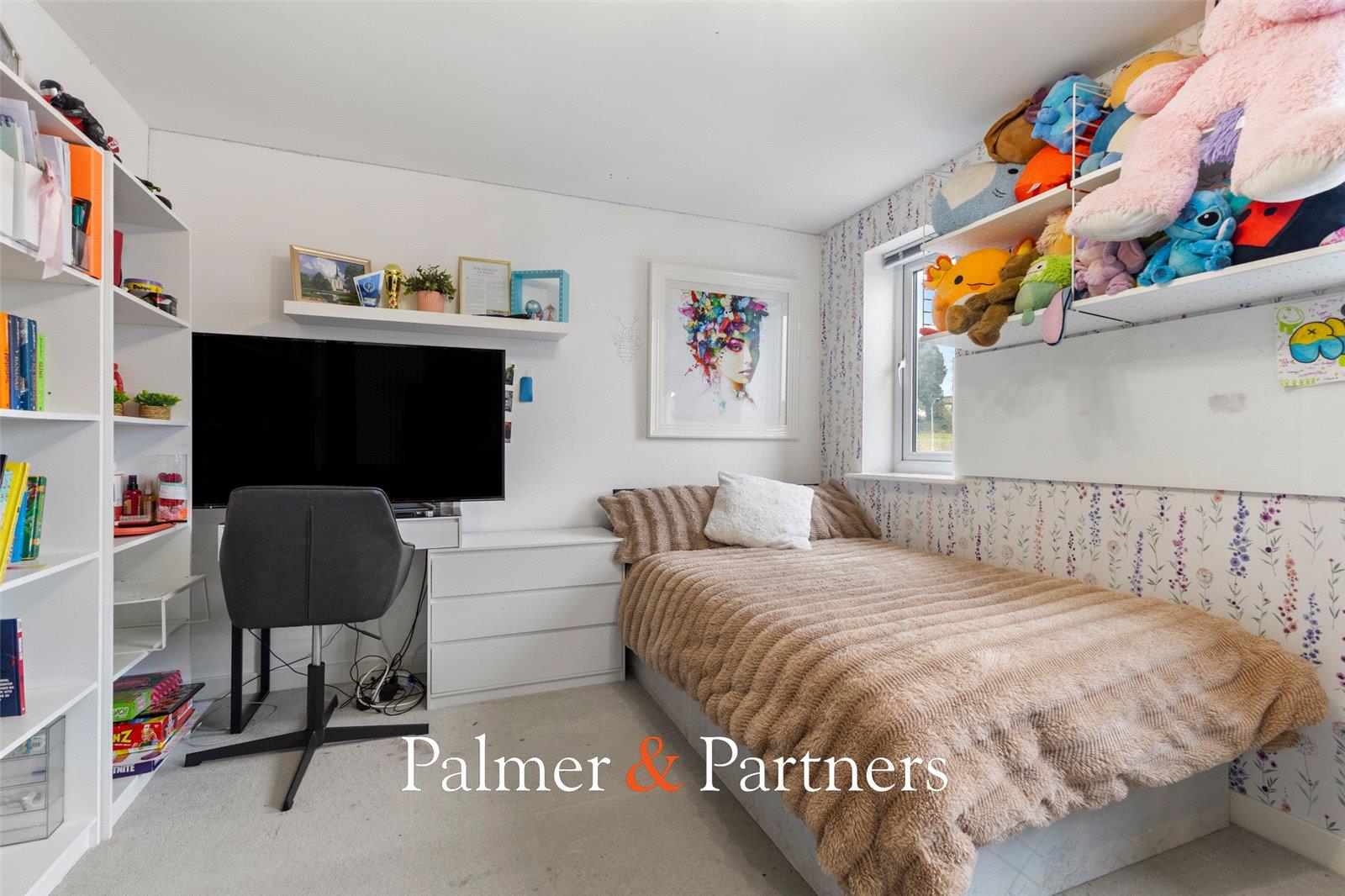 Property Image 96ba5285-91fd-40d1-800d-5a31a2ccae87