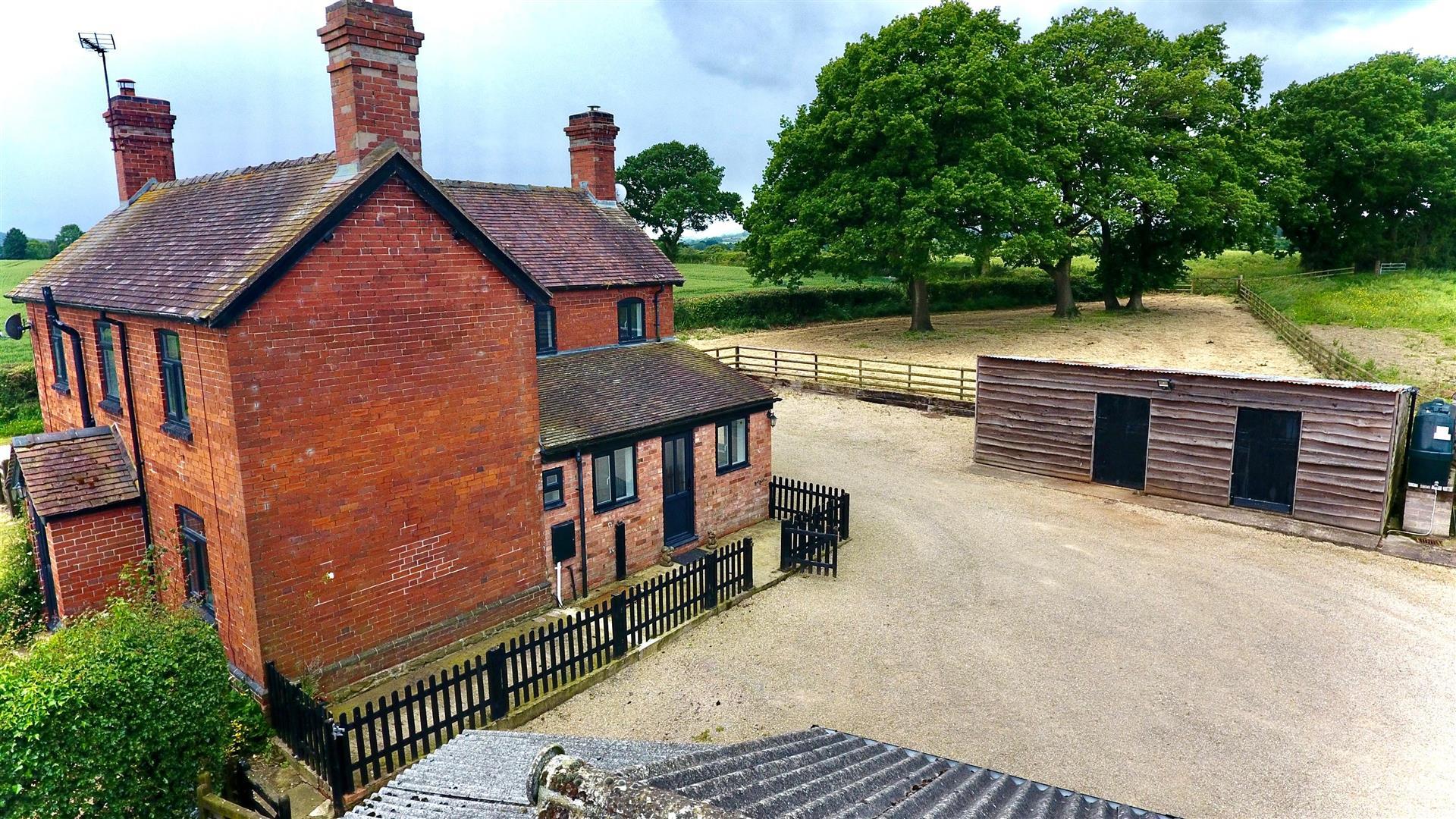 Property Image 96bfe55f-0043-4ce3-8e67-09fe7a22ad11