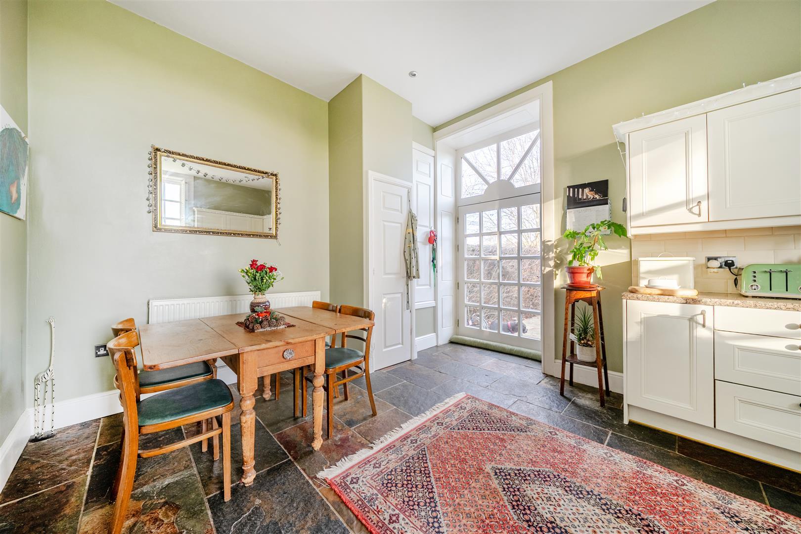 Property Image 96c76b08-672c-4b92-8311-892822c4b6b8