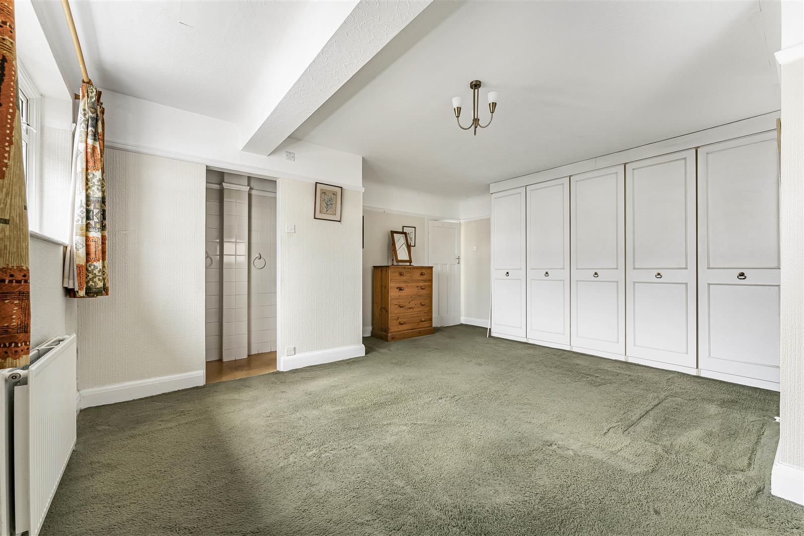Property Image 96cf1860-813b-4026-b3d9-a44ce6716b5e