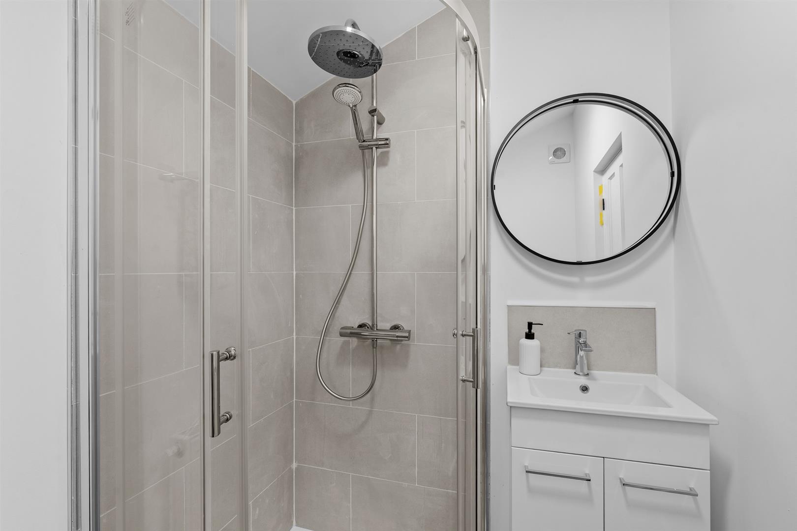 Property Image 96db9896-062a-46d8-a1ce-759ee4f10ceb