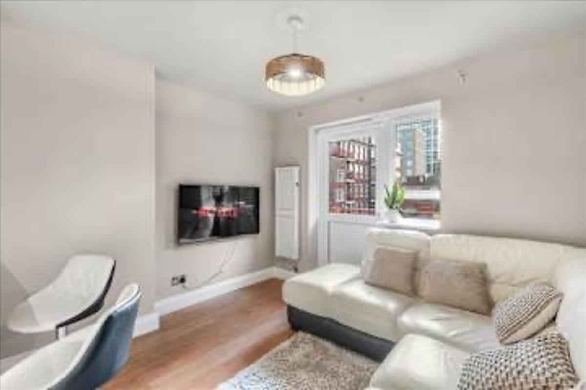 Property Image 96e01f82-7eab-4692-a697-4d04556752b1