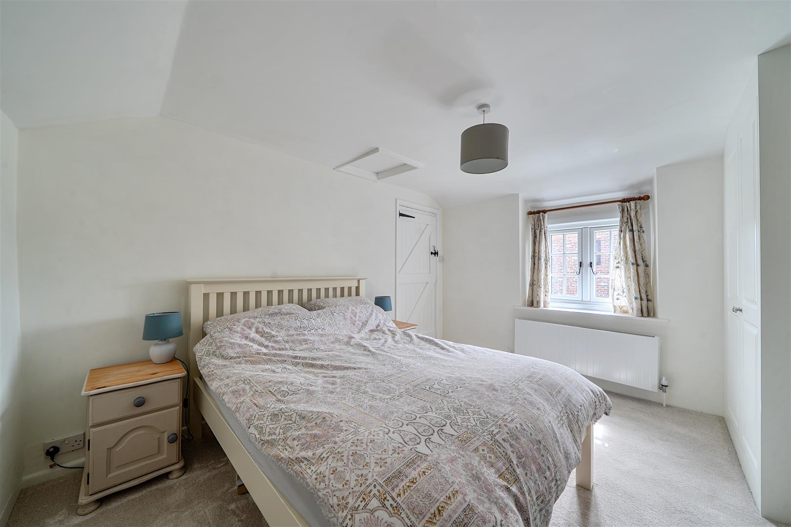 Property Image 96e56c2f-684a-4f34-a37a-c3d823a93c48