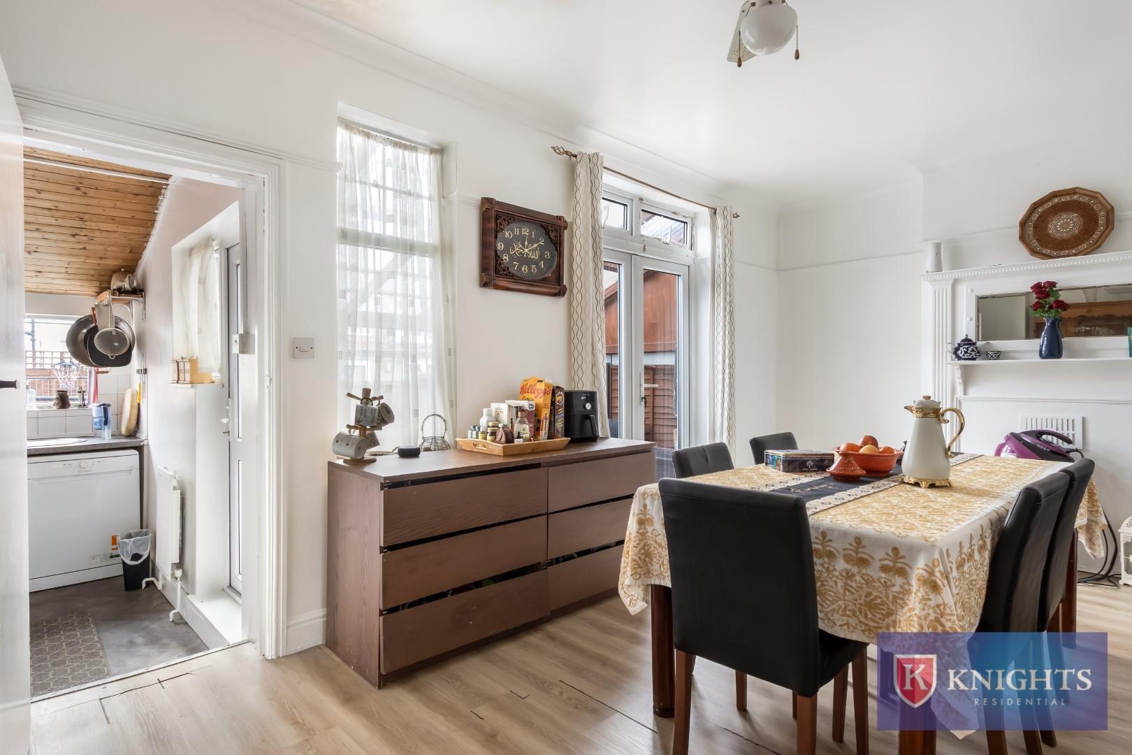 Property Image 96eaf493-4bf5-472f-a8cb-8f82a1e6a689