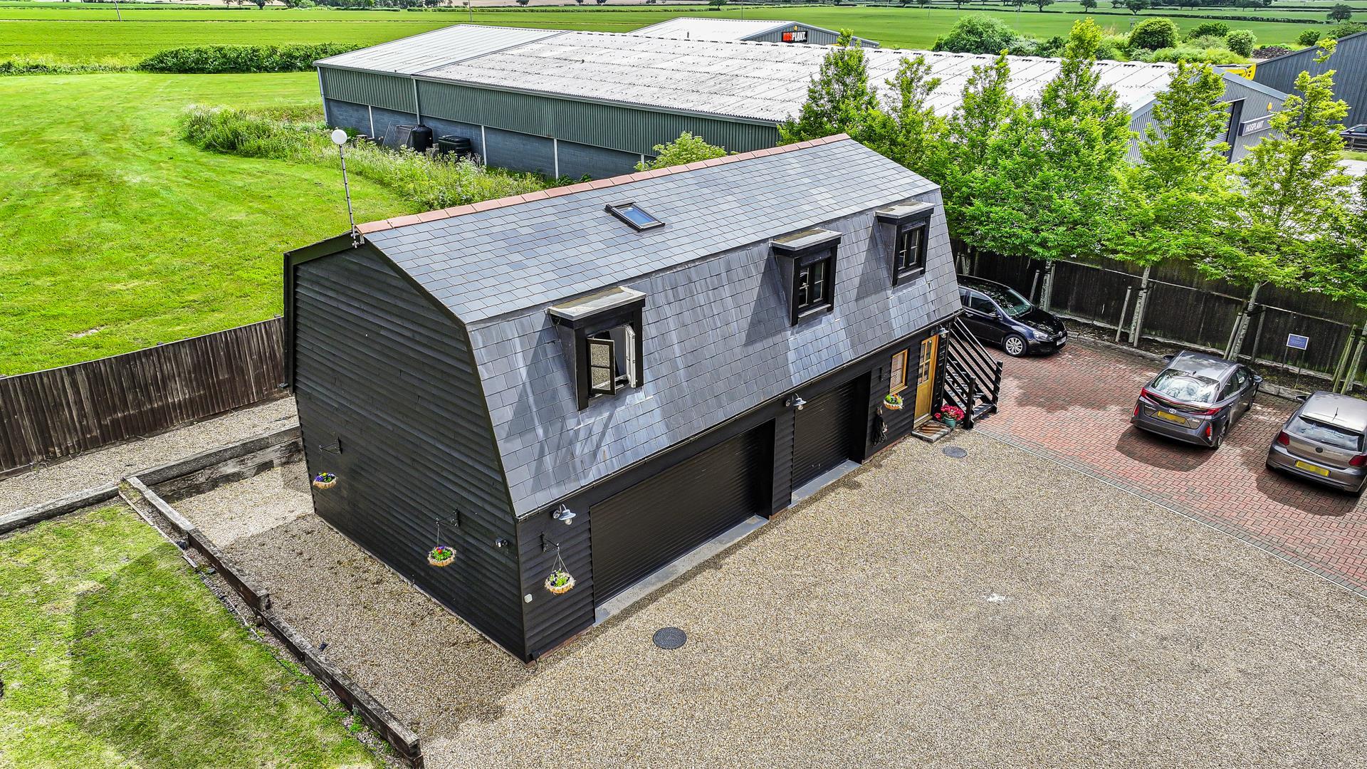 Property Image 96fe54d9-430e-4cd2-8ad5-b7d27a5f0adf