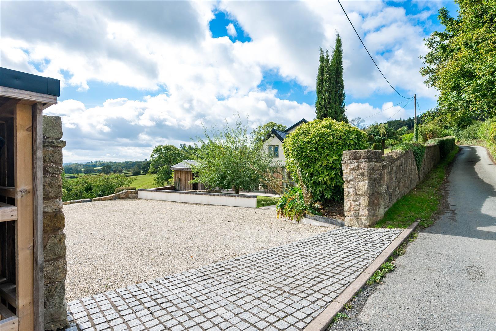 Property Image 96fecea3-a082-460e-a080-84da4d2ba093