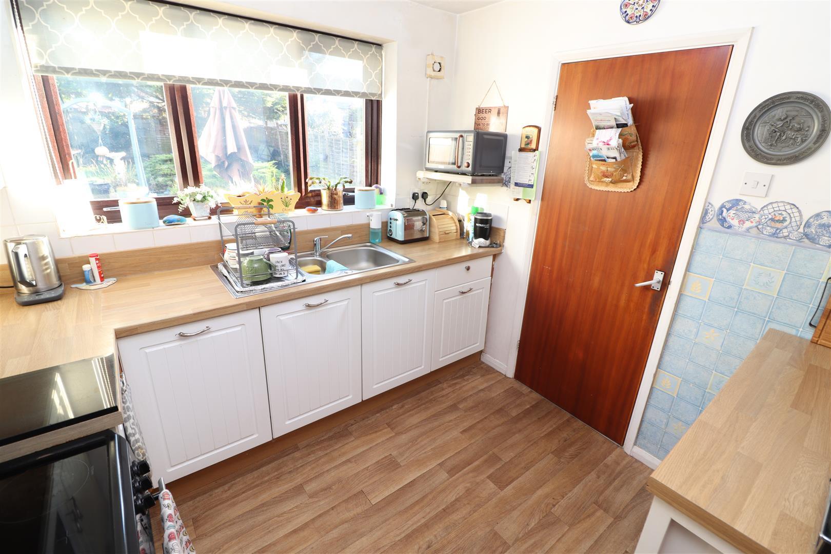 Property Image 9710c9b6-6c92-4281-93c7-9d3c3b4af234