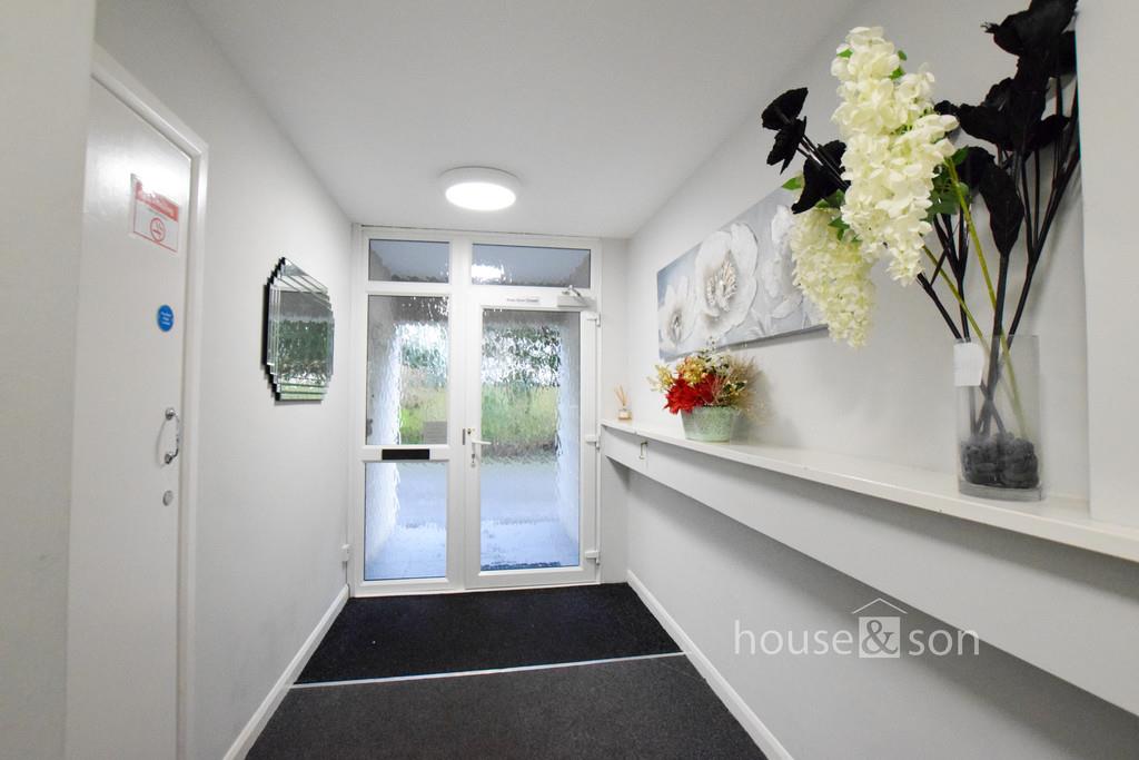 Property Image 9711d537-07ab-4922-aa93-8767a7af6bd2