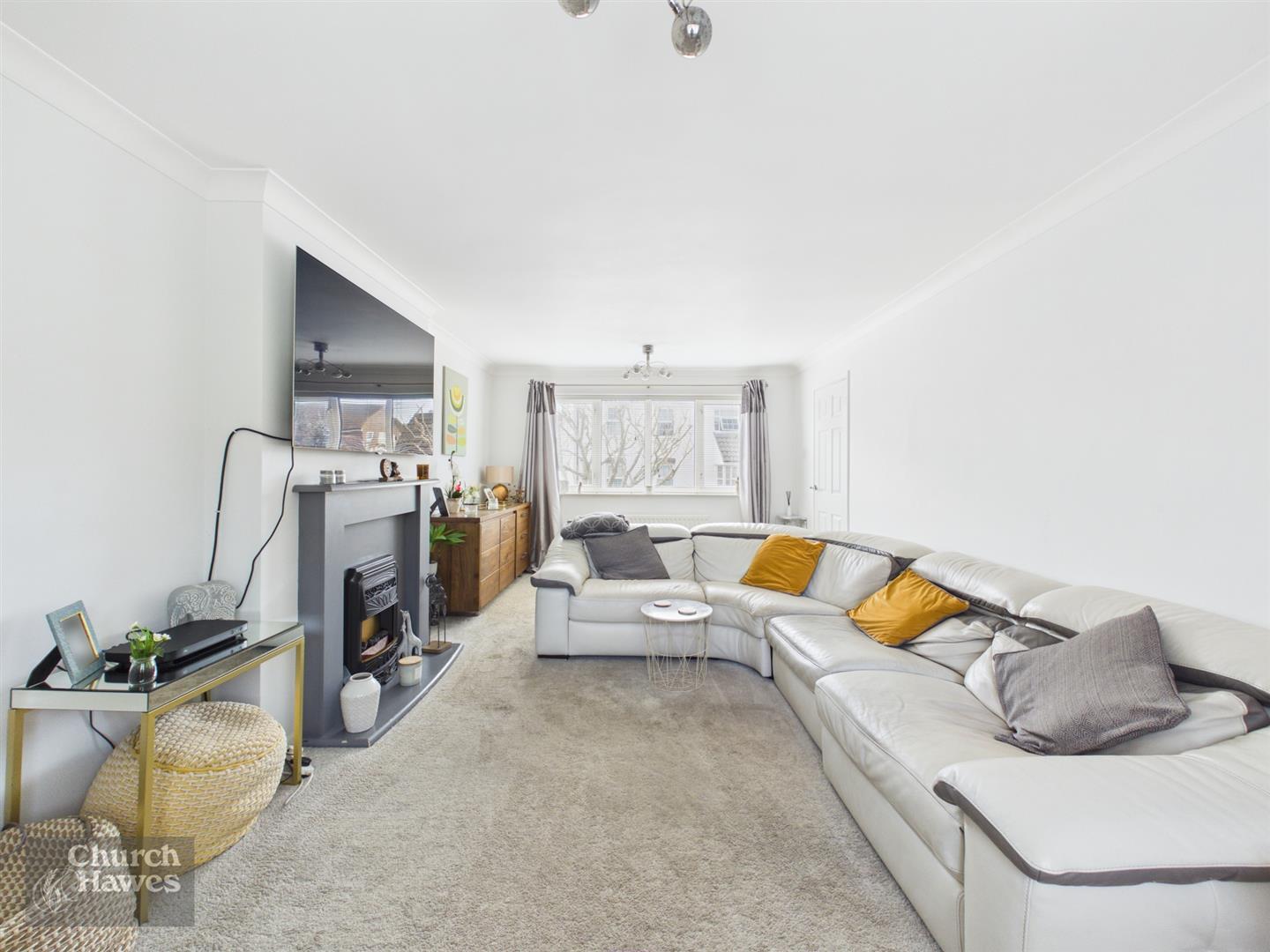 Property Image 9714192f-0bf4-40e2-b70e-75d83aeb9b75