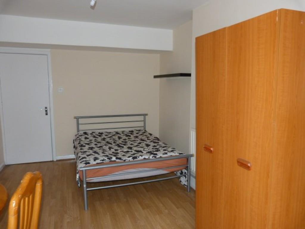 Property Image 97402e7b-c147-4a8c-8d2c-c2fe2f5cdae2