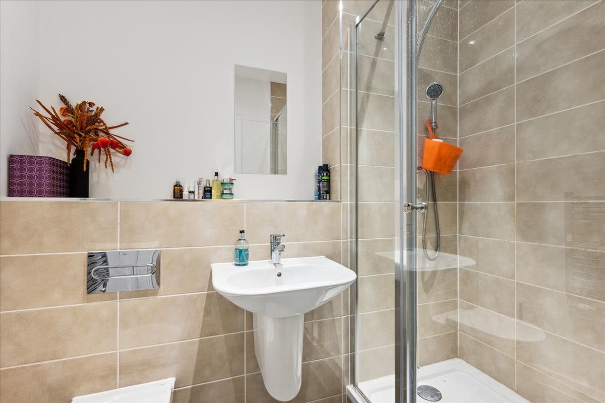 Property Image 974ac632-67b0-44d5-b436-647aa9865e30