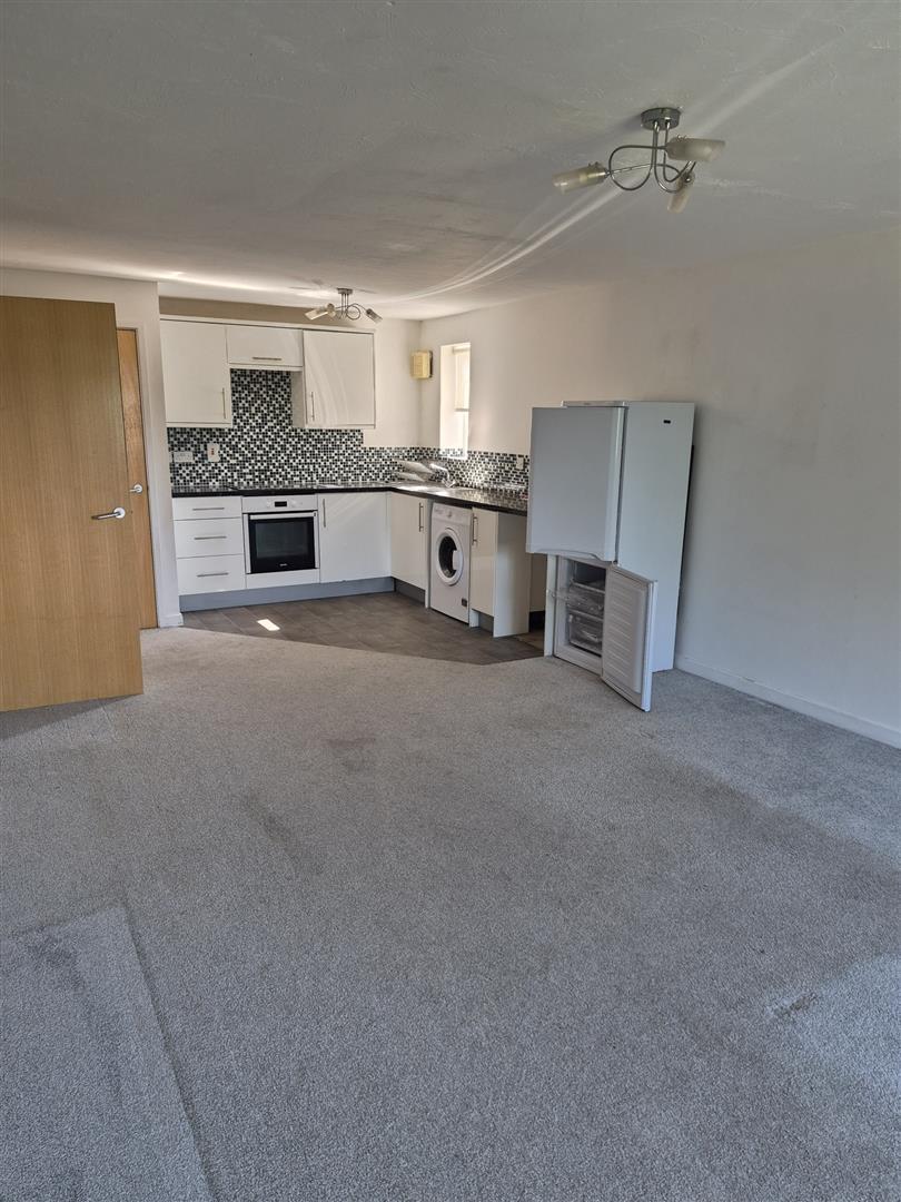 Property Image 974c60d0-f721-45b2-8959-d4089ca44060
