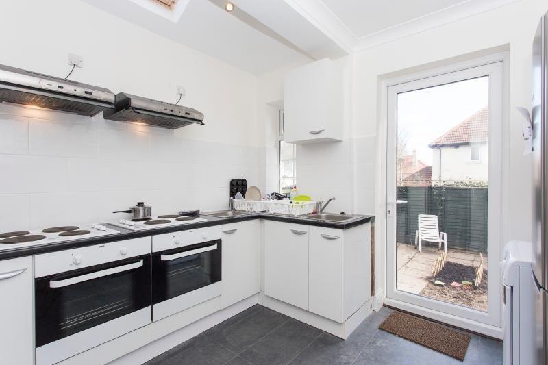 Property Image 974dee73-939f-4fc2-a60a-70f8be58e796