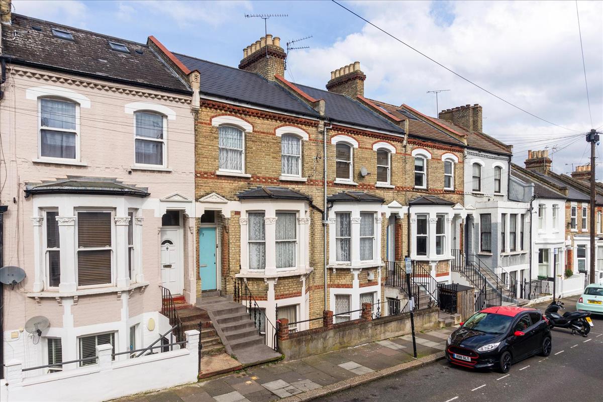 Property Image 974e0c3b-bc1d-4e33-84d9-d152659ecbff