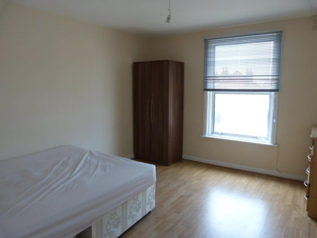 Property Image 9754e3b8-348e-4f55-a775-0042f24cea85