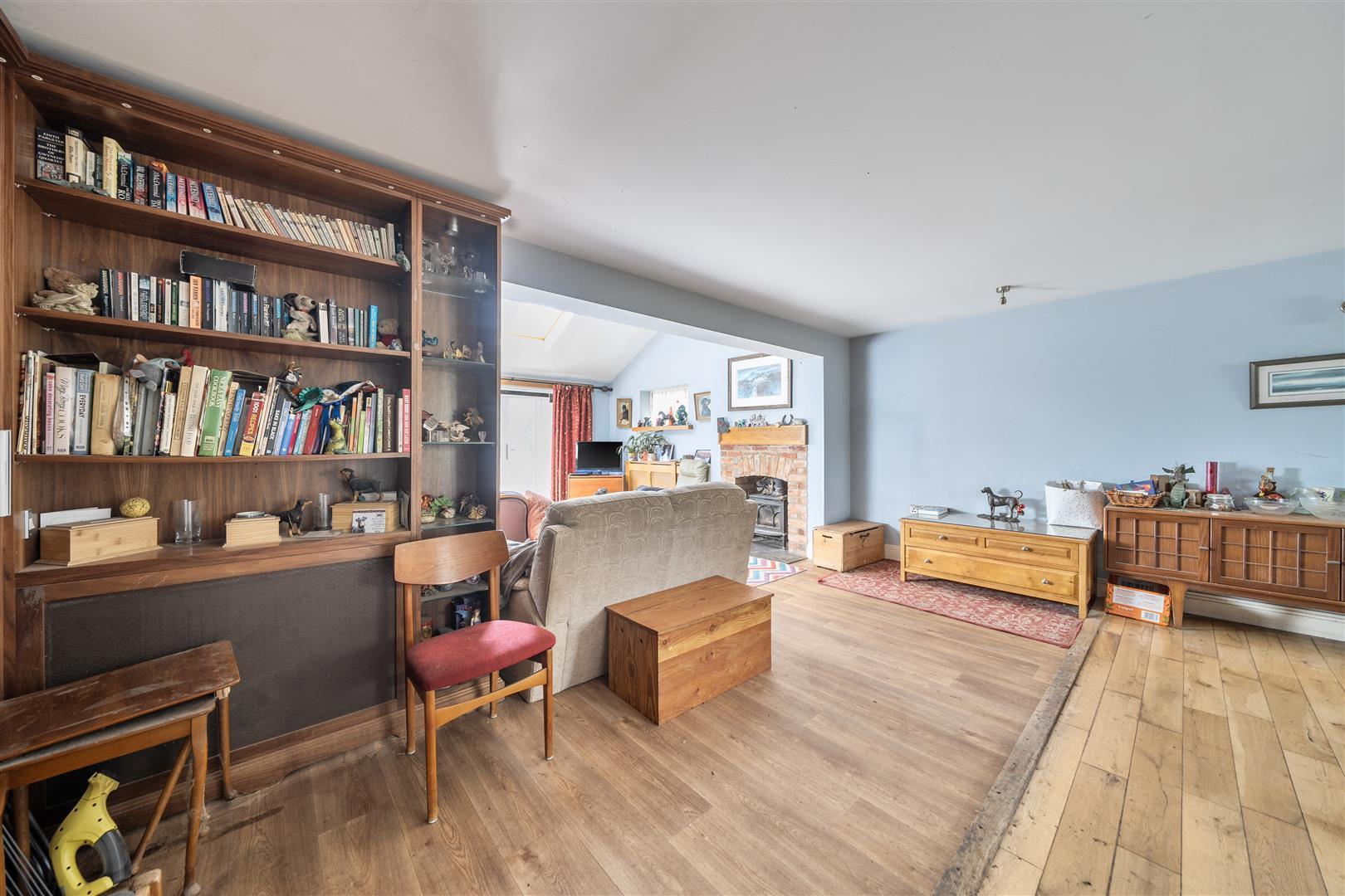 Property Image 975eff36-4bdd-40a6-9f3c-7a6f9e5e87b3