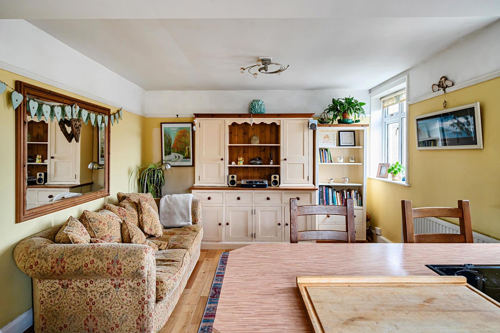 Property Image 97671b5f-d529-4233-a6c2-33d282671bca