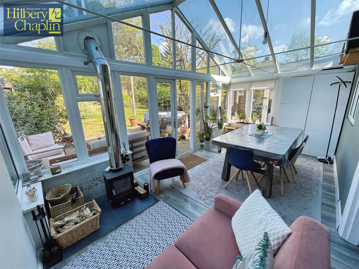 Property Image 976f0836-1c9f-48e6-97b2-ef5e1e407539