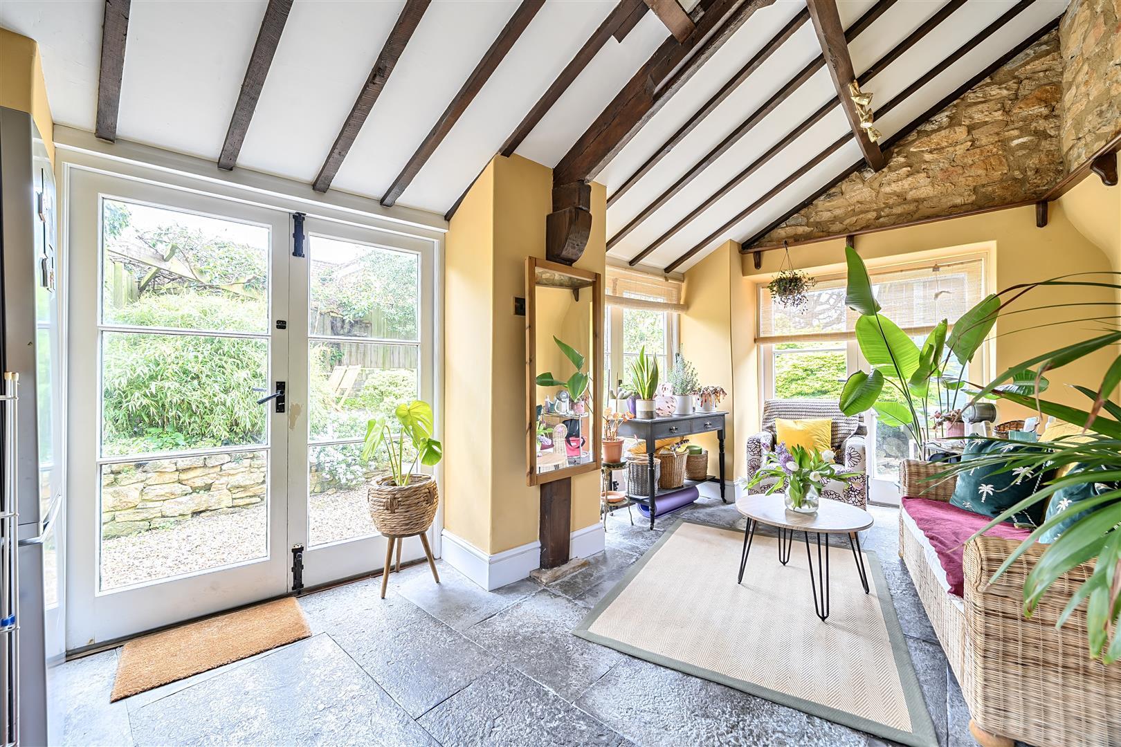 Property Image 97876bc2-c903-4d8f-b82a-874d5ea68253