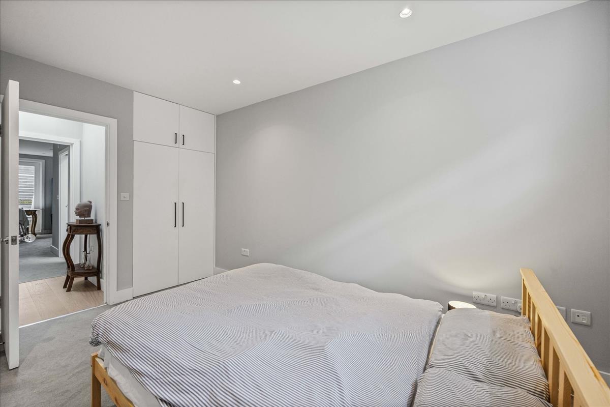 Property Image 978b84db-4564-4816-9fba-891e152a6e8c